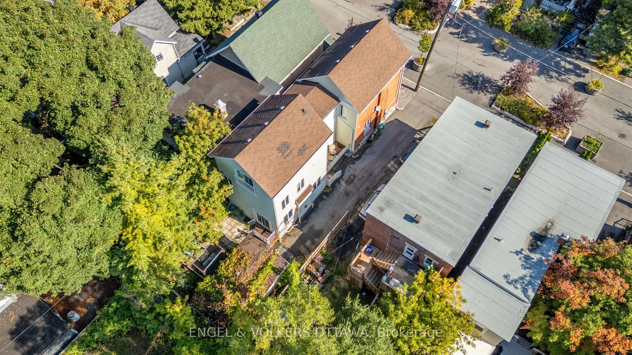 116 Cambridge Street N, #A & B