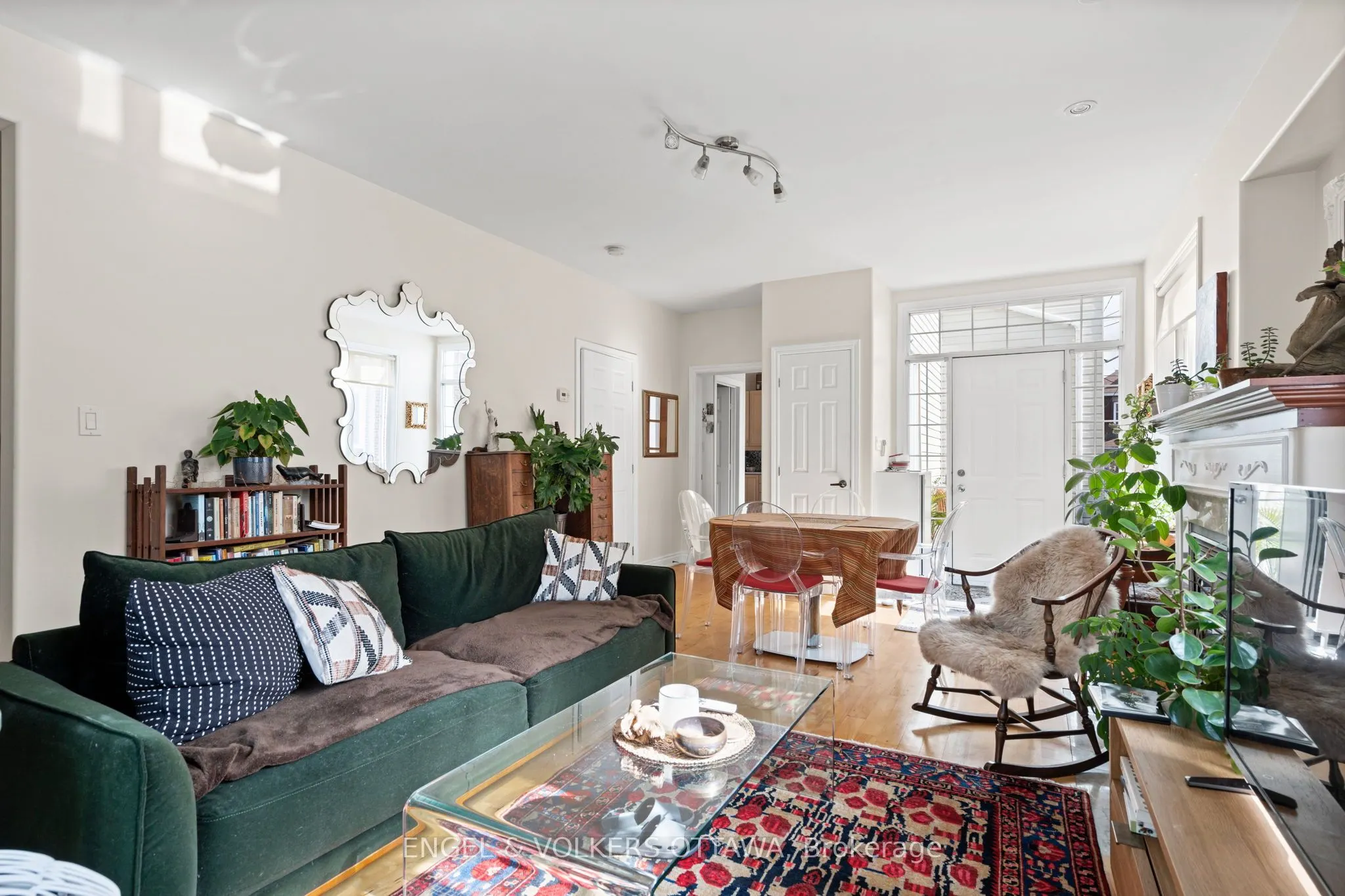 116 Cambridge Street N, #A & B