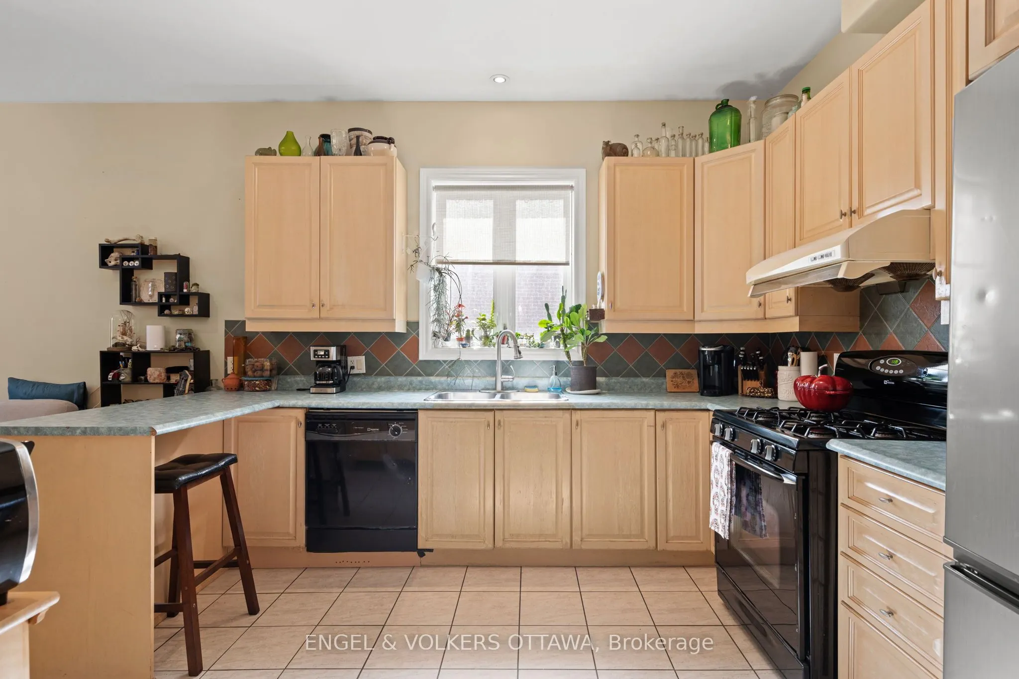 116 Cambridge Street N, #A & B