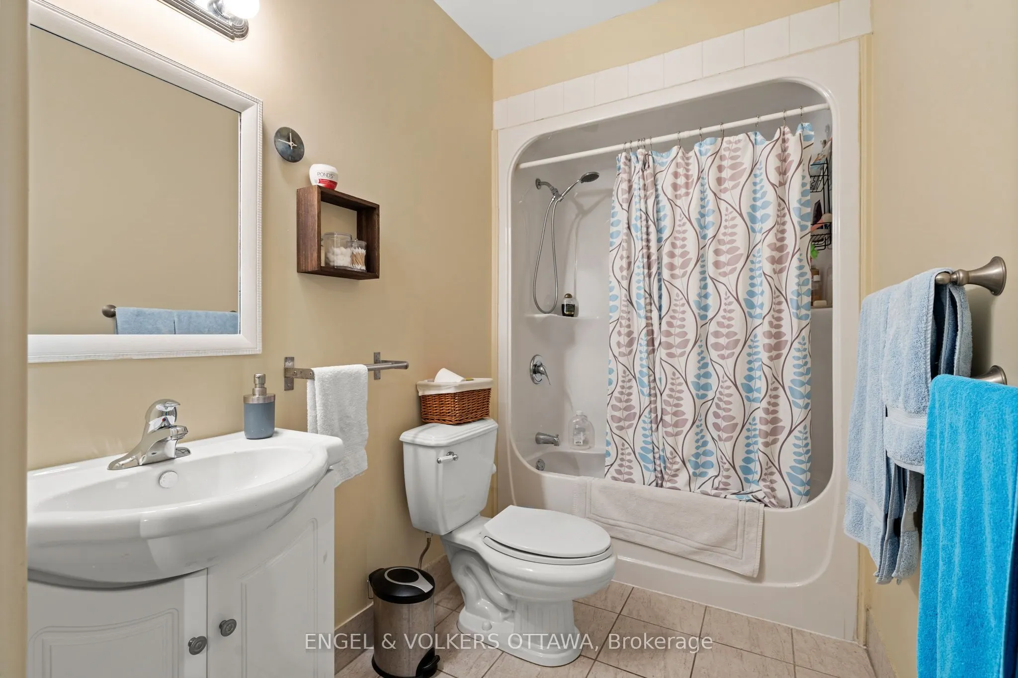 116 Cambridge Street N, #A & B