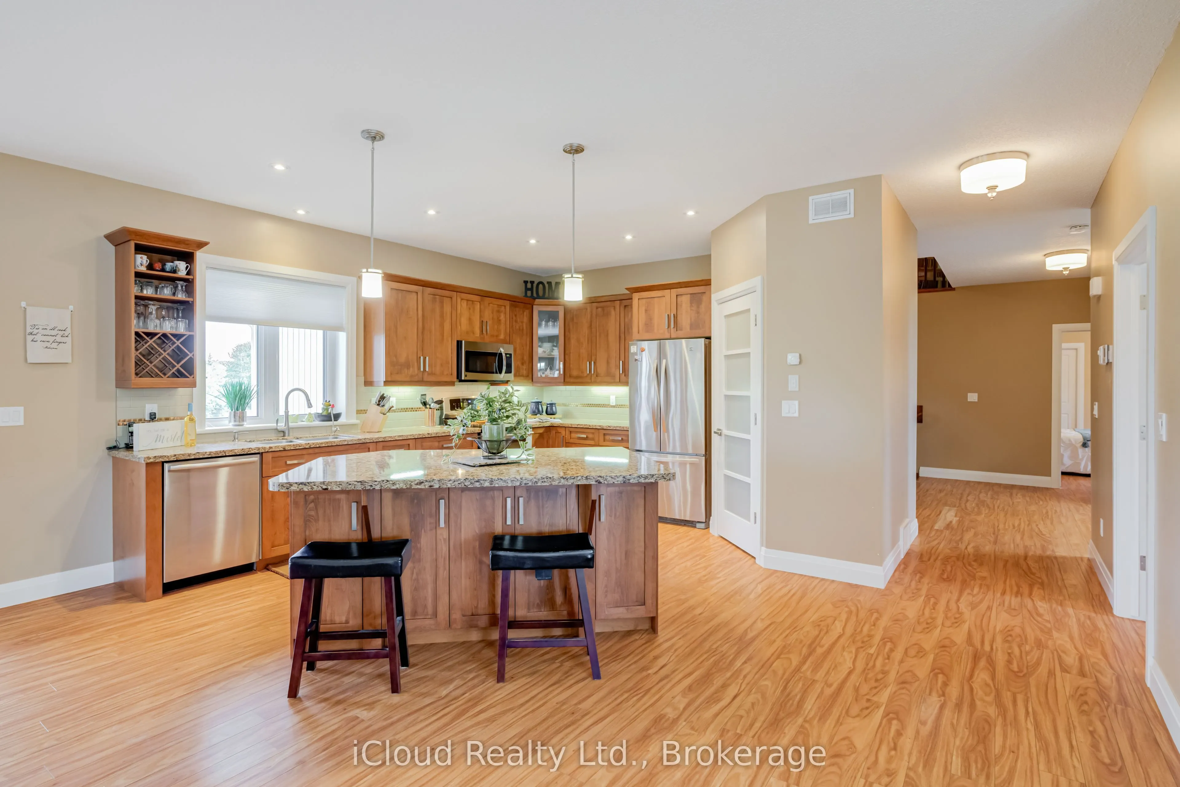 16 Highland Road