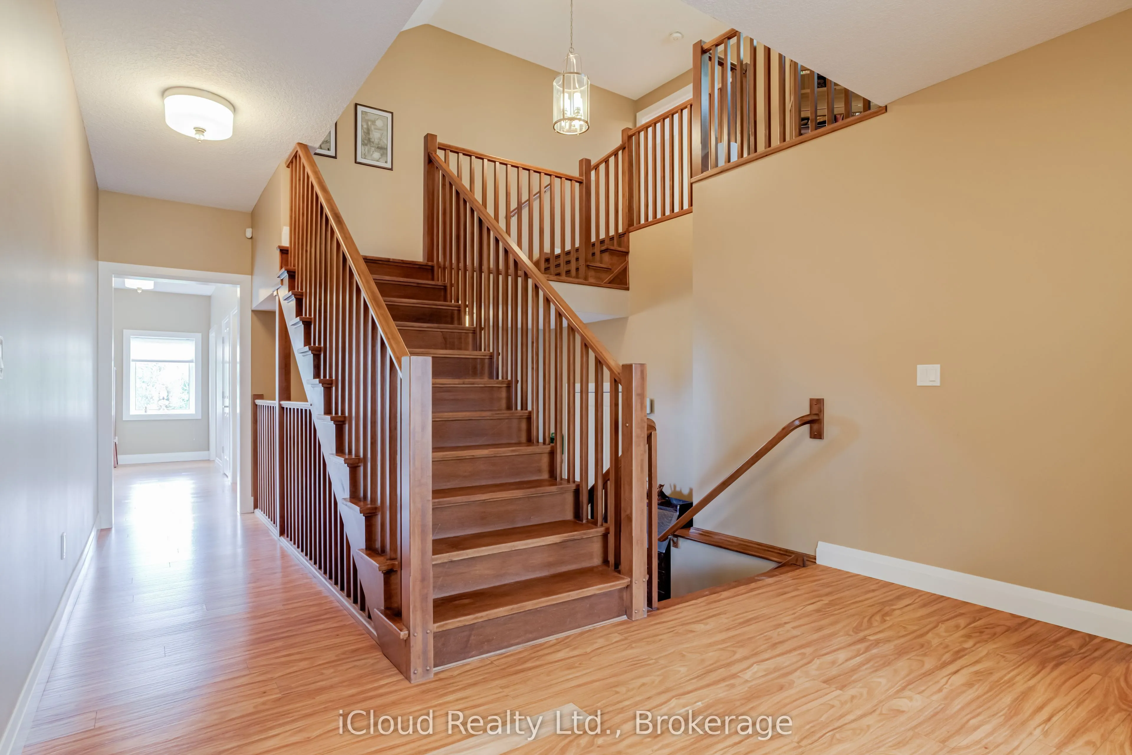 16 Highland Road