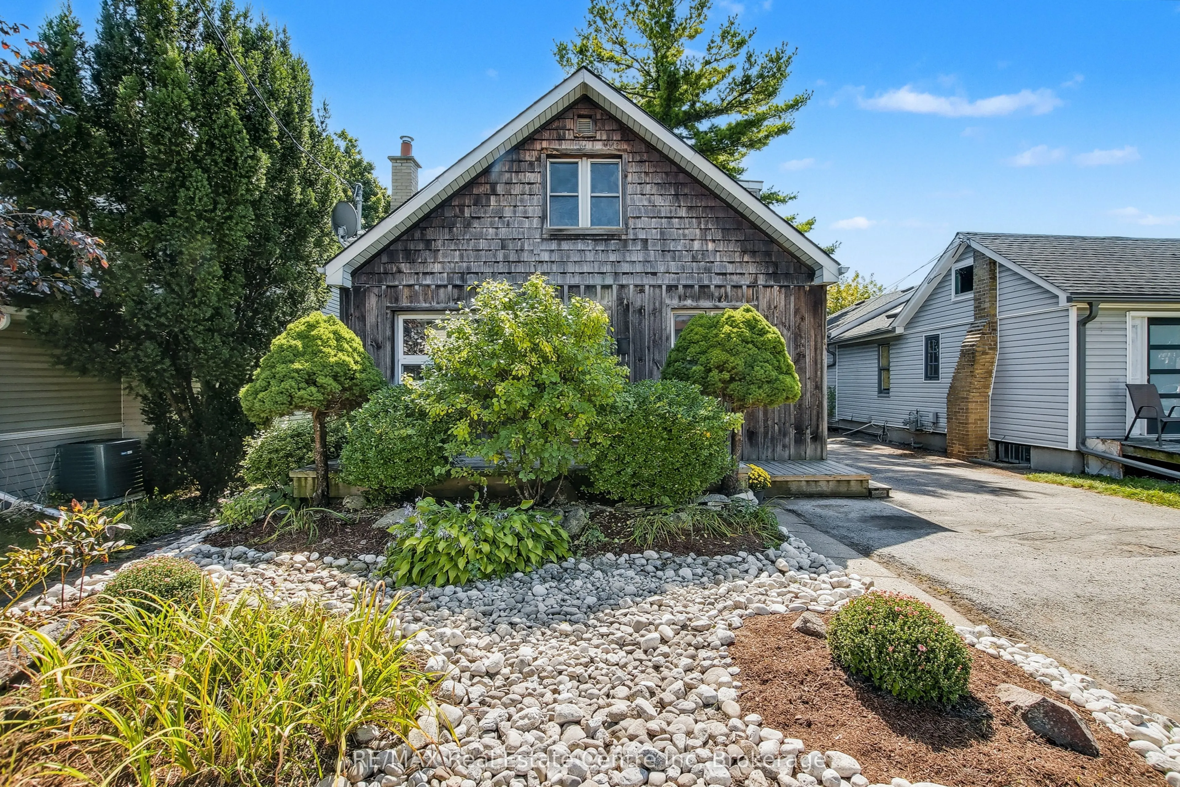 52 Avenue Road