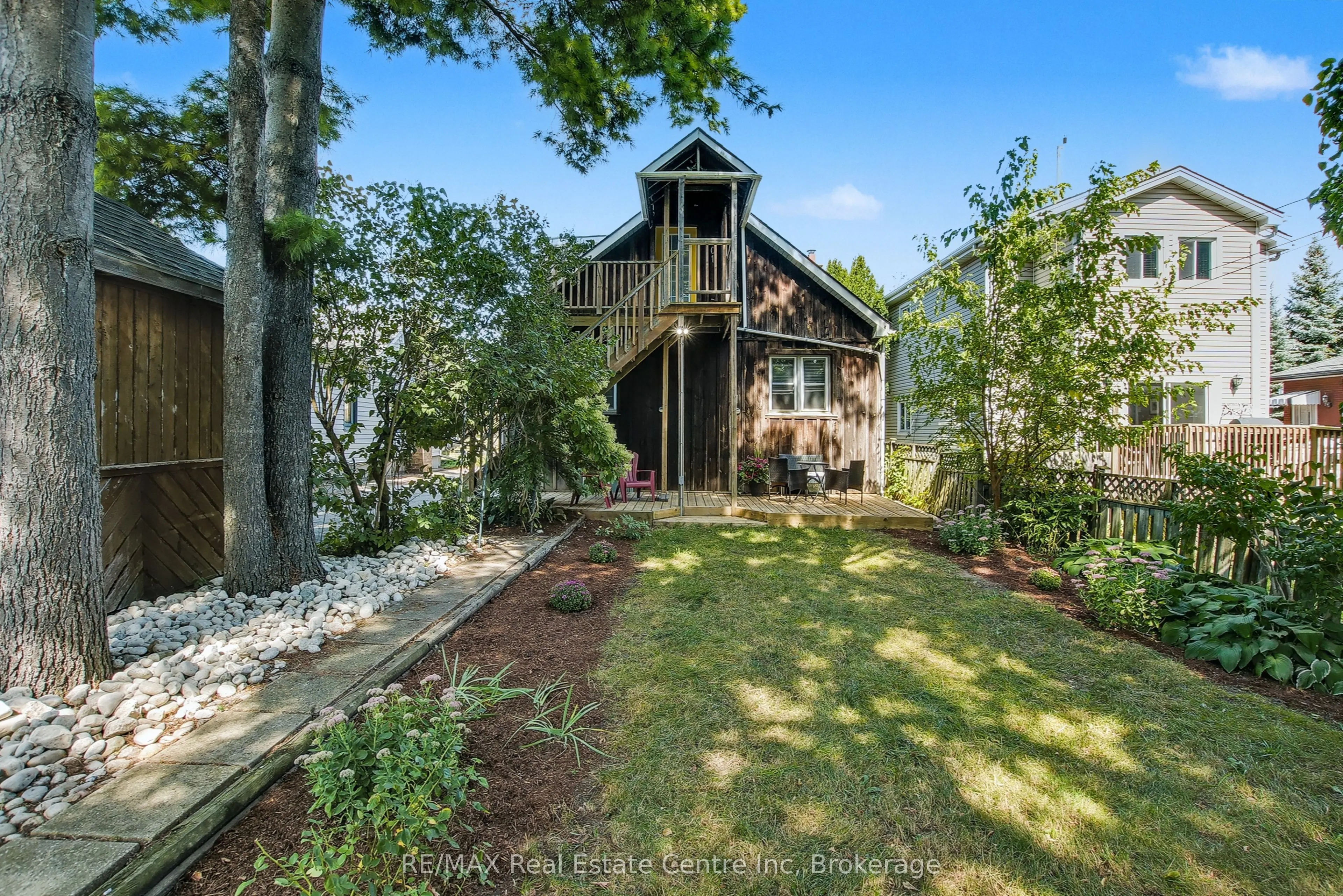 52 Avenue Road