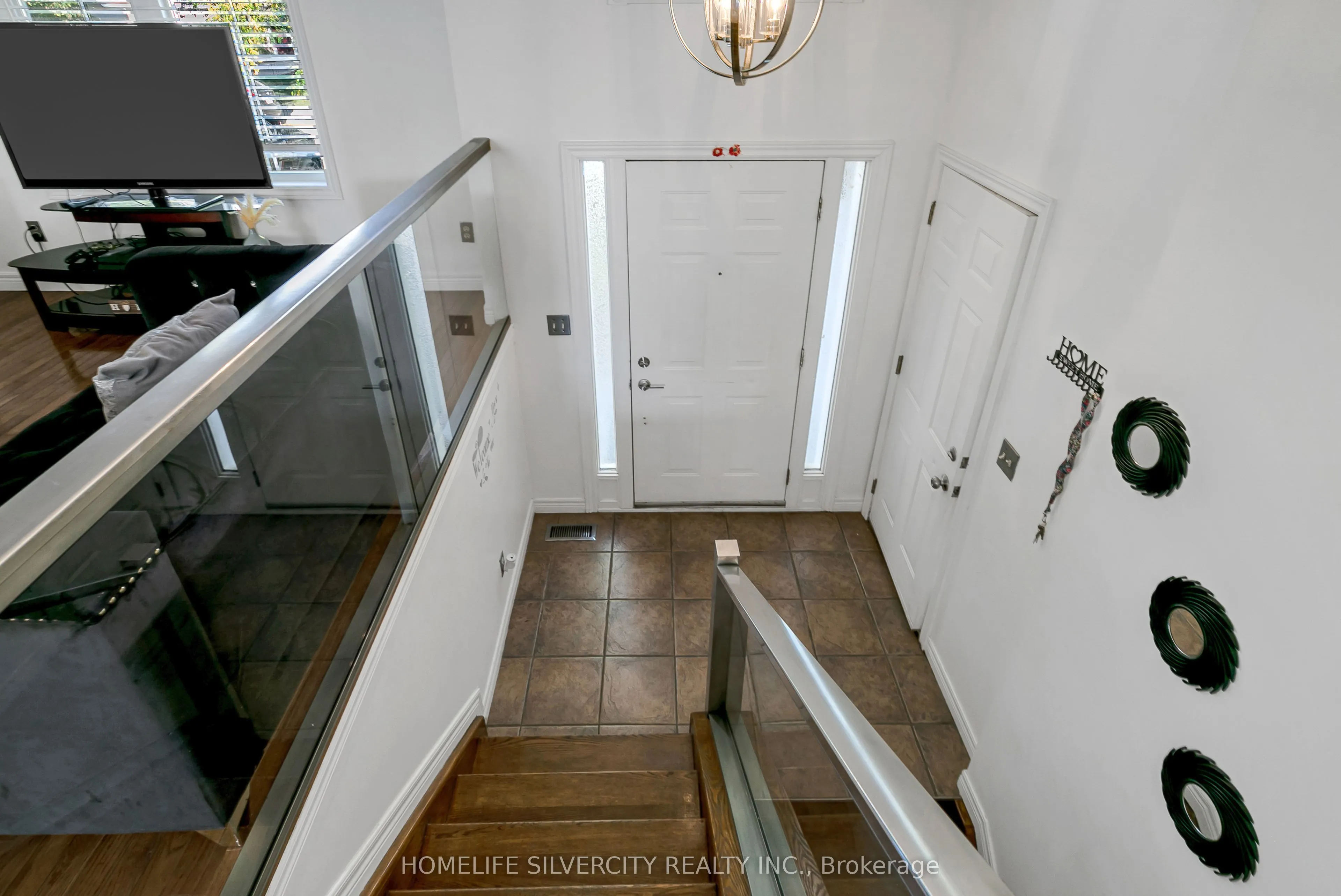 2385 Chateau Avenue