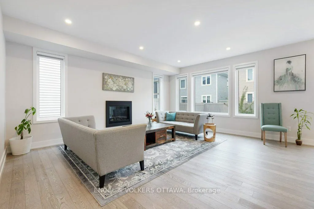 1010 Carden Lane