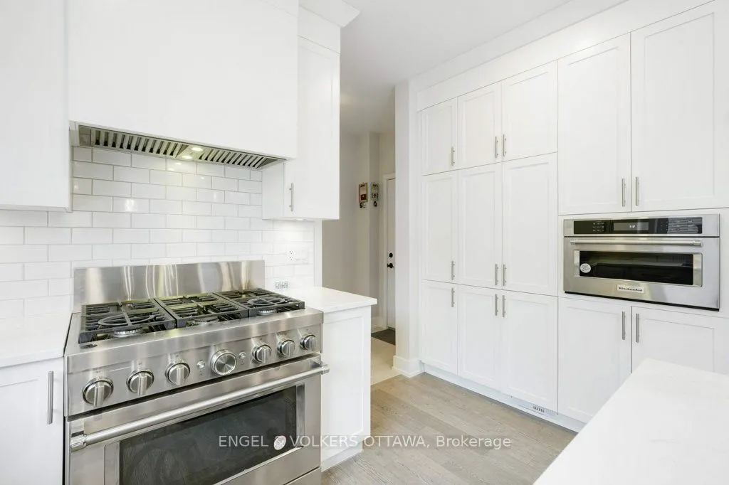 1010 Carden Lane