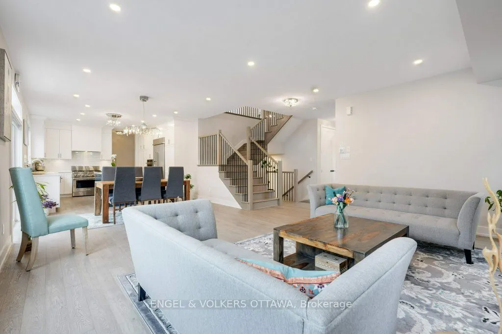 1010 Carden Lane