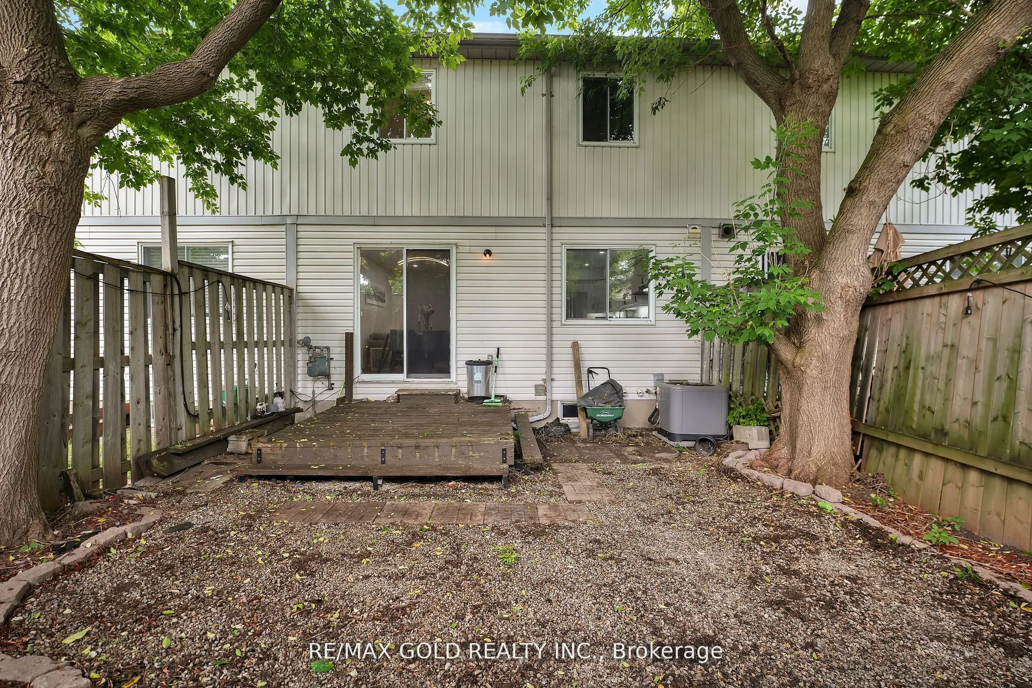 90 Mooregate Crescent, #34