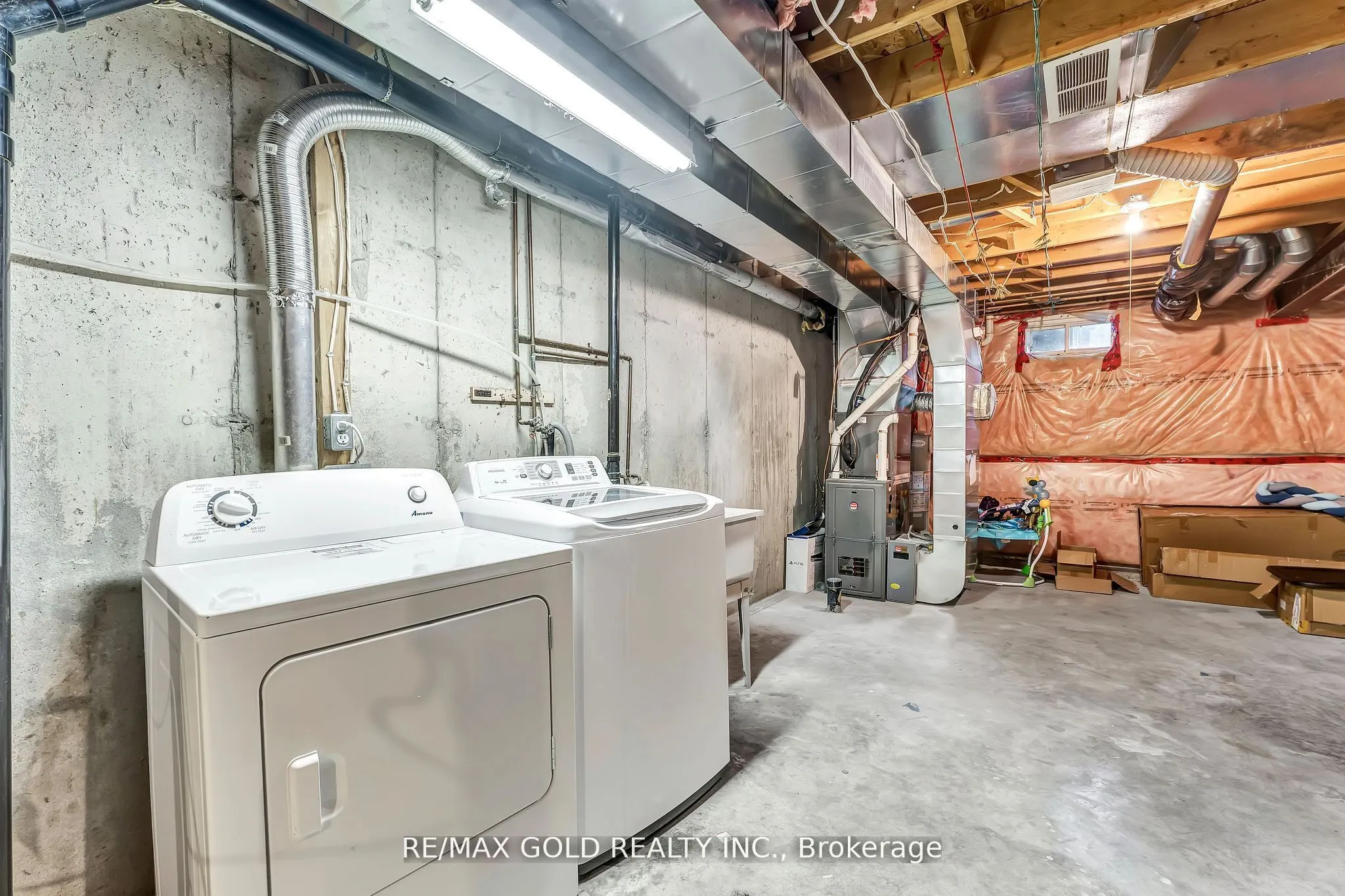 90 Mooregate Crescent, #34
