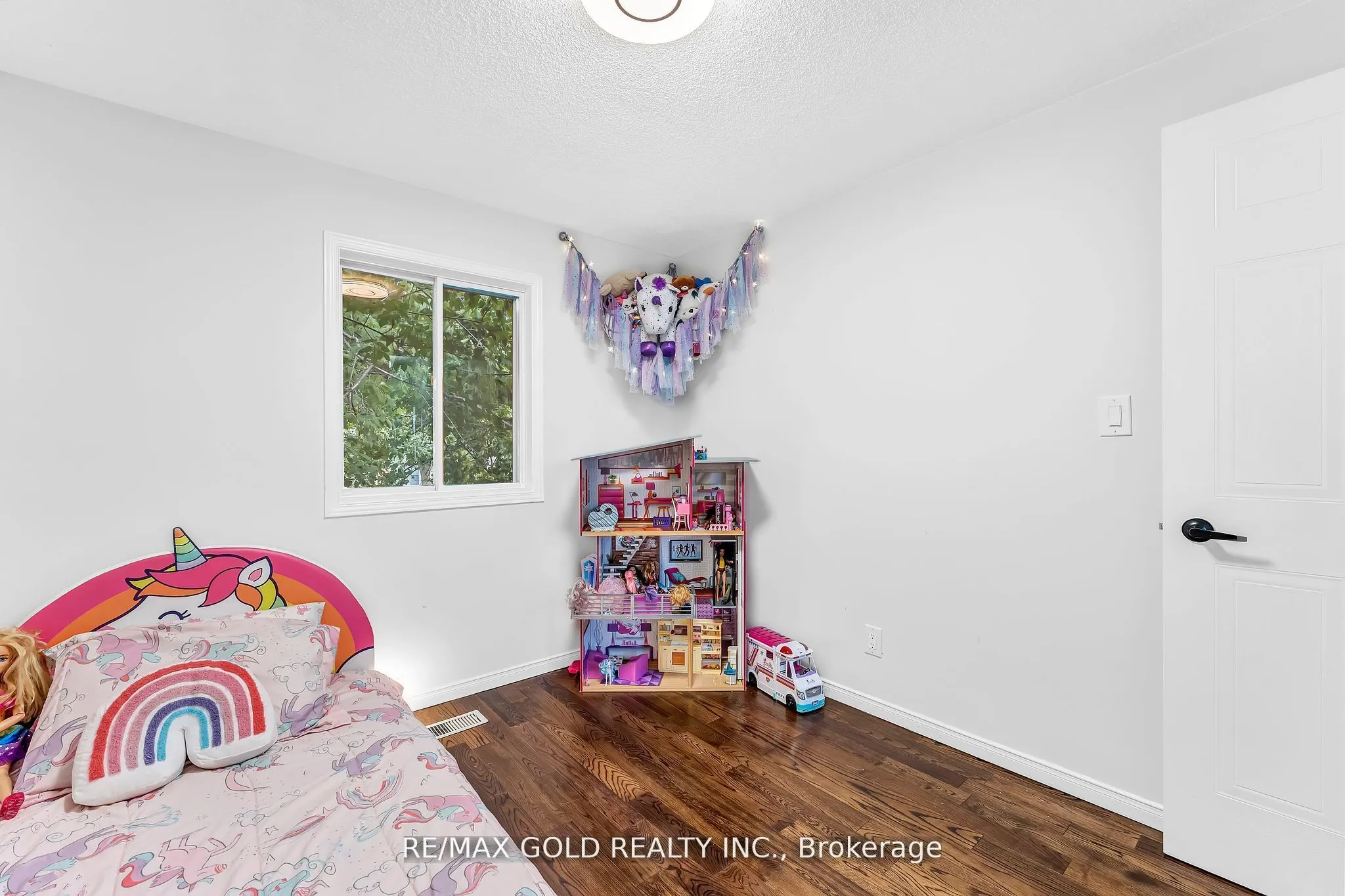 90 Mooregate Crescent, #34