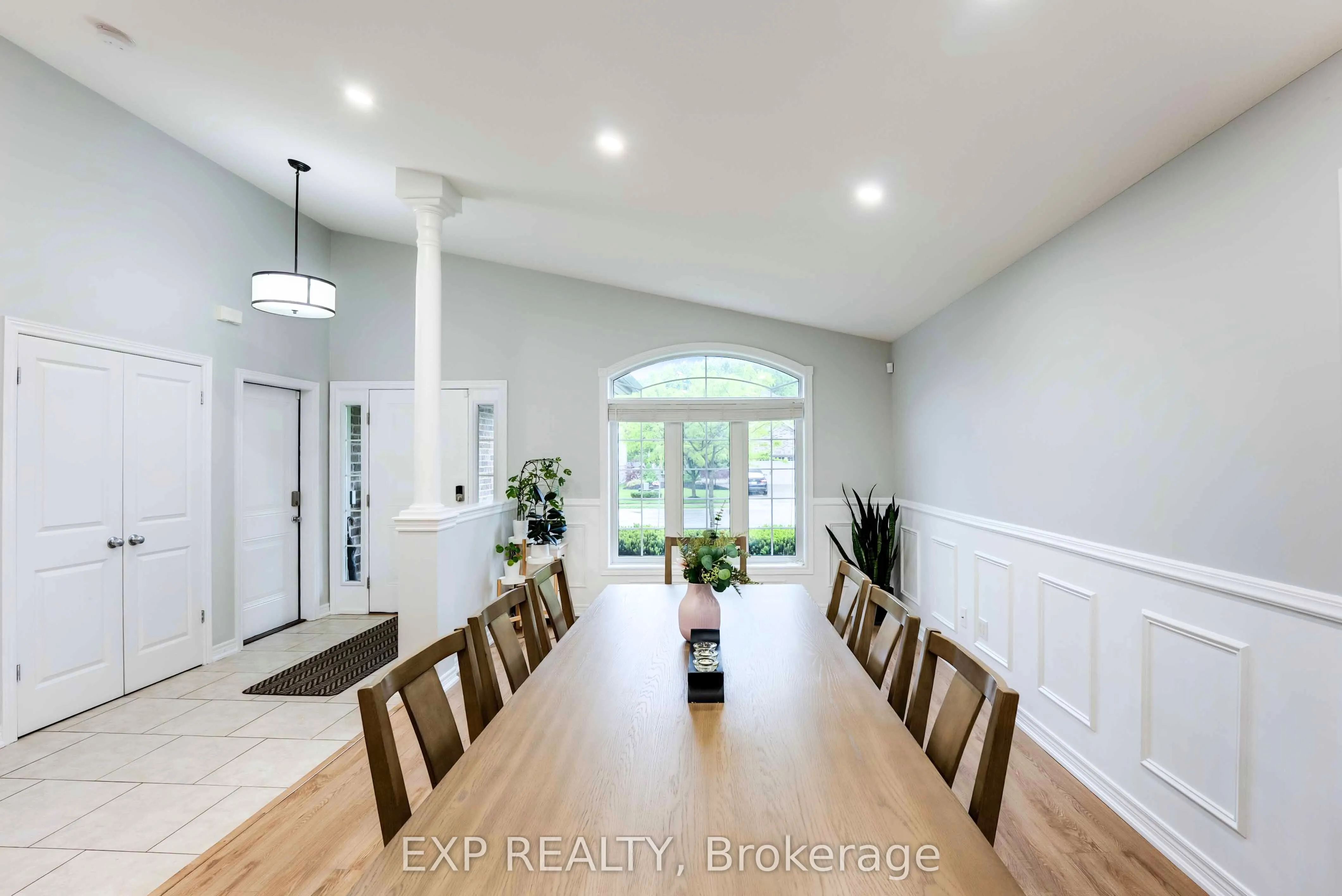 8583 Forestview Boulevard