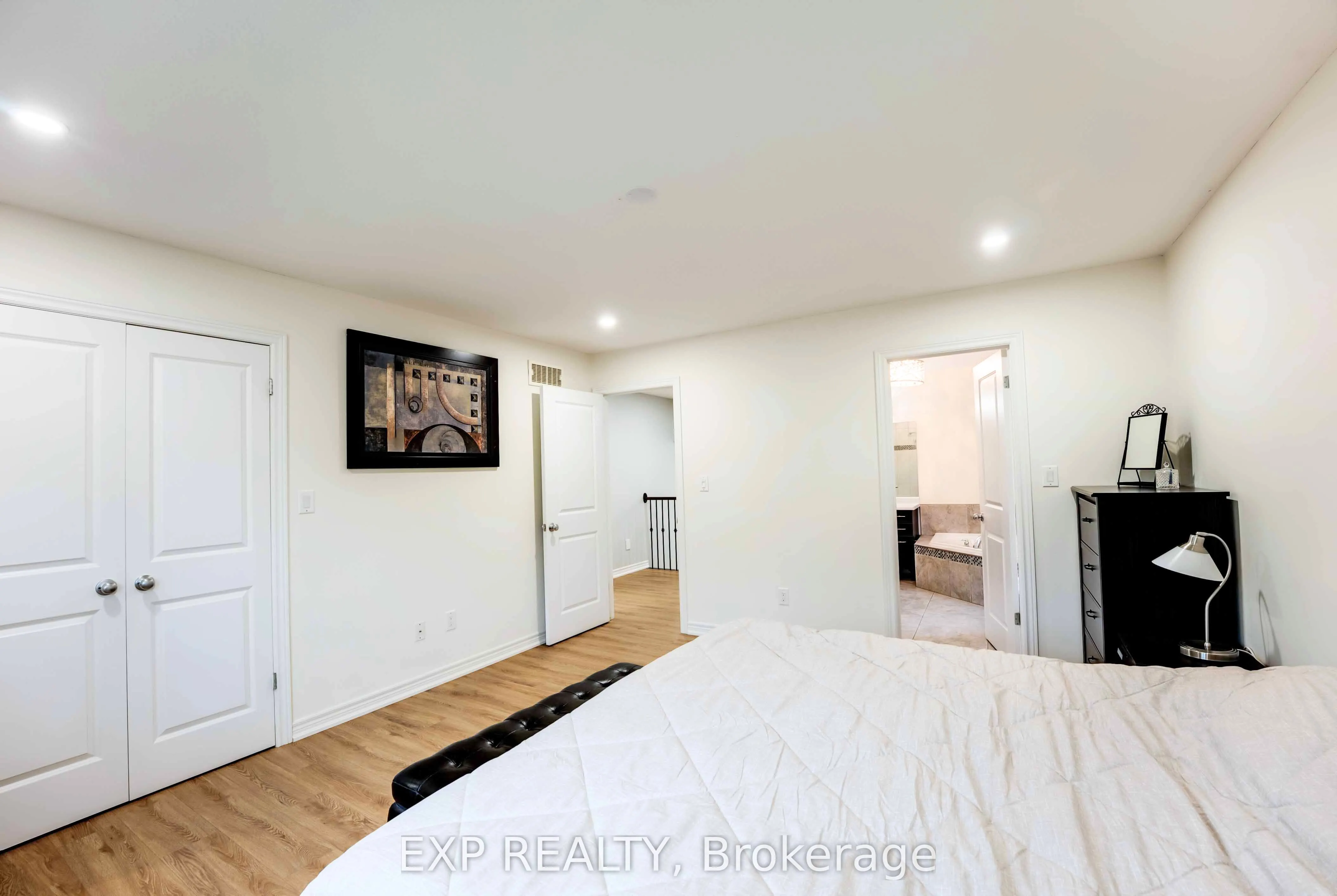 8583 Forestview Boulevard