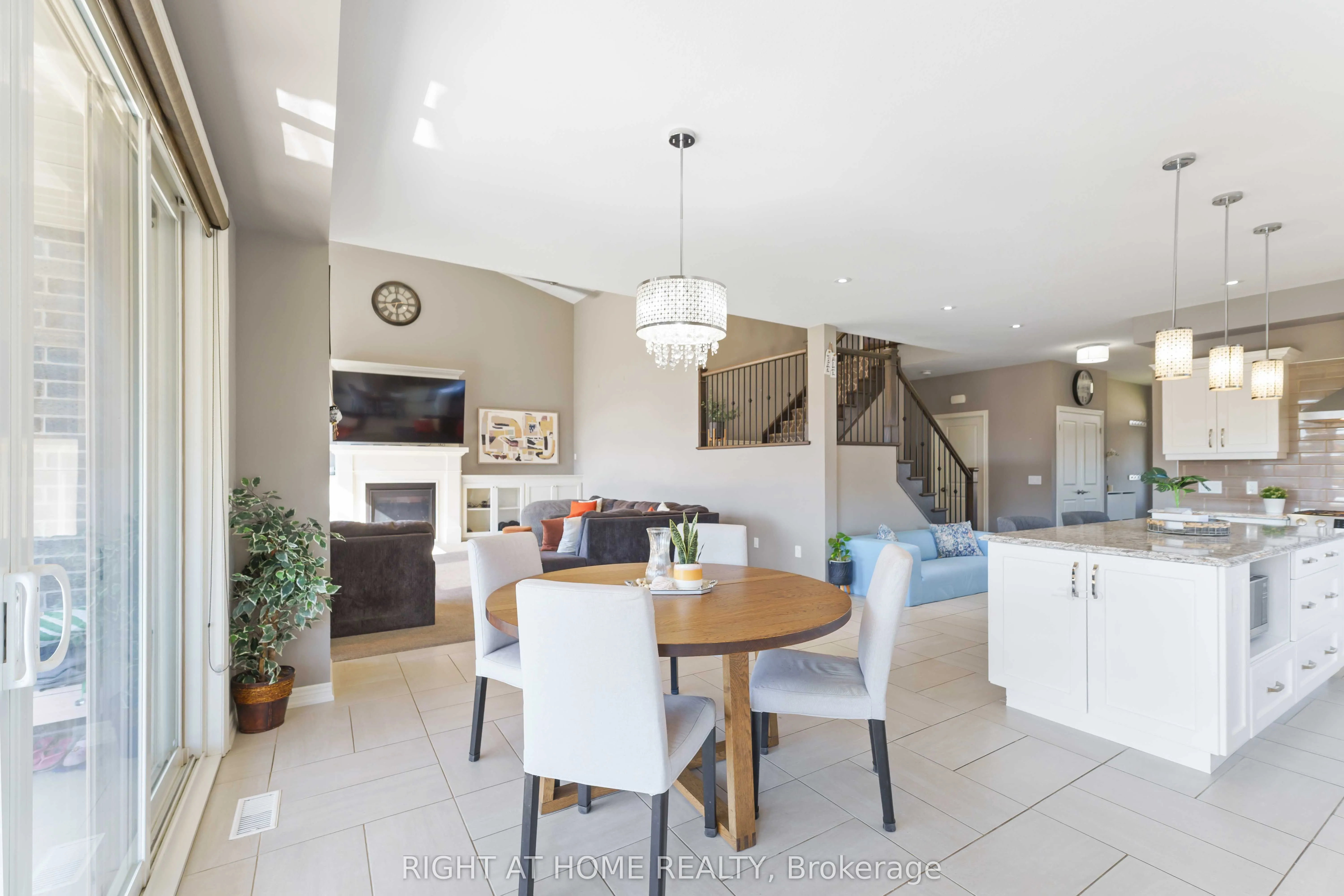 9232 Shoveller Drive