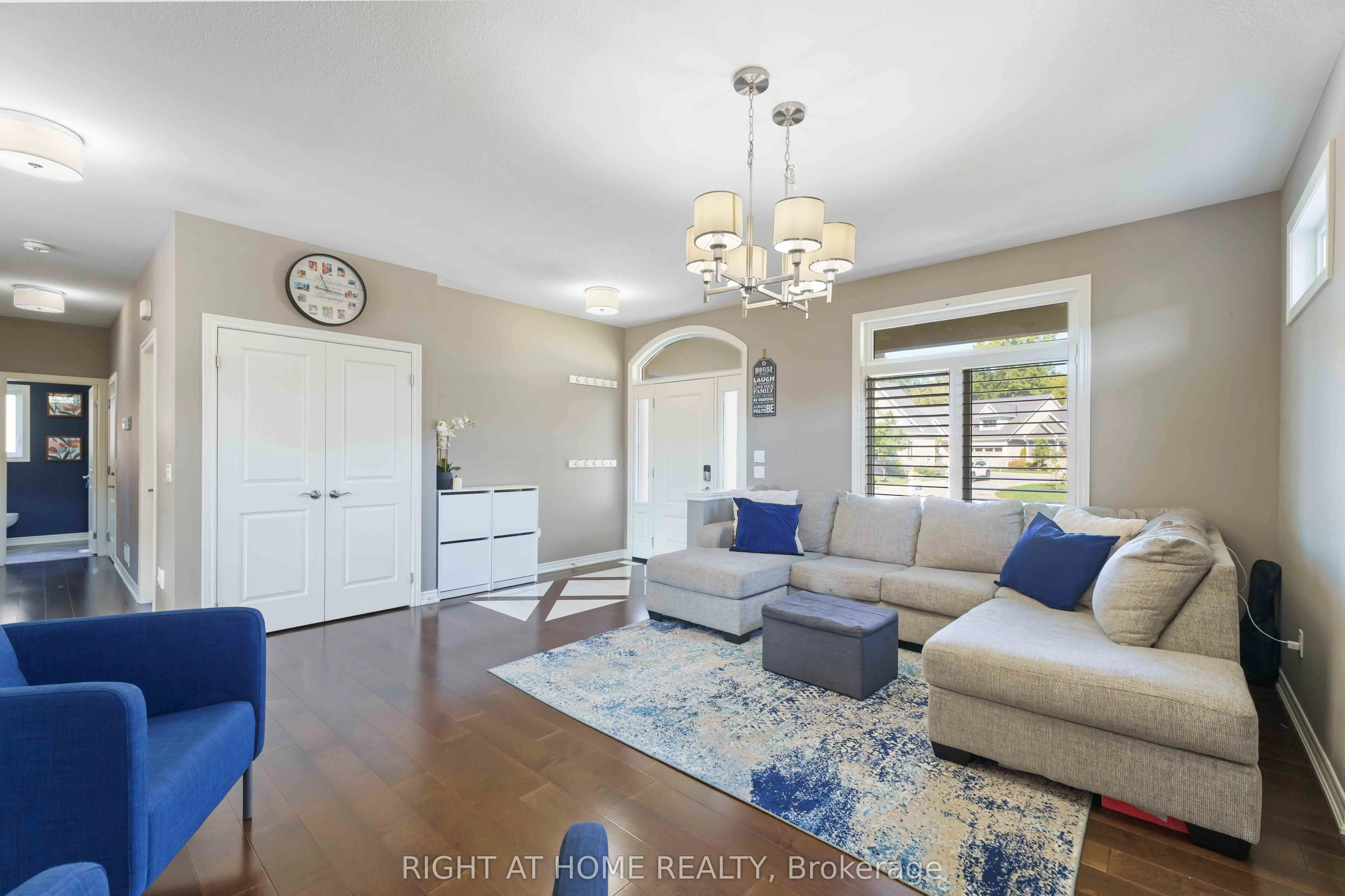 9232 Shoveller Drive