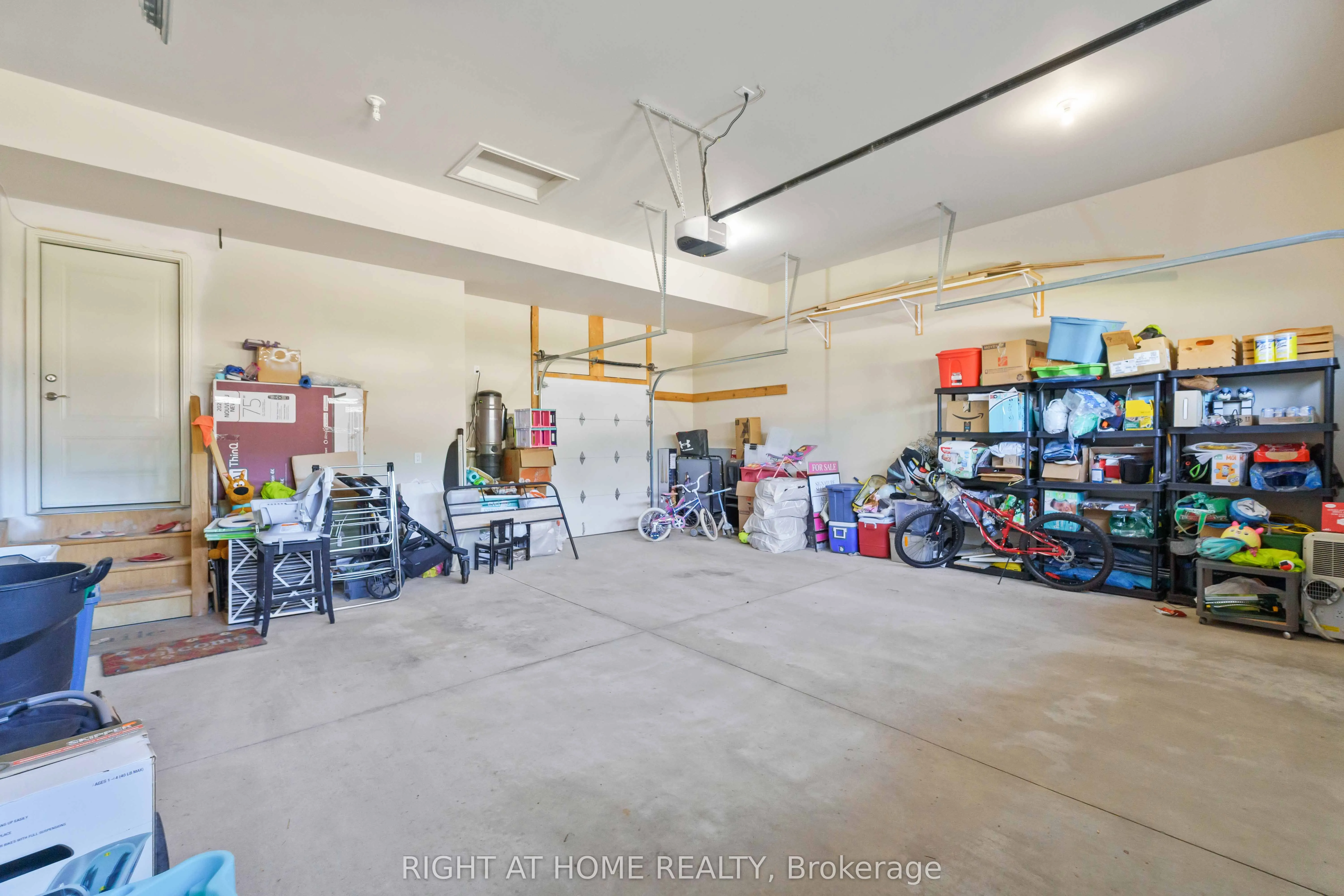9232 Shoveller Drive
