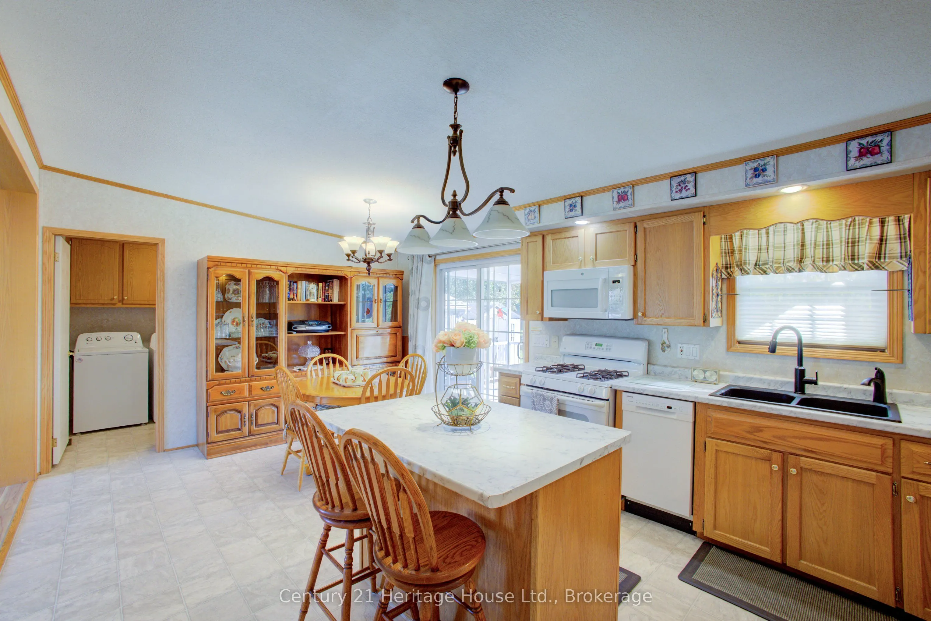56-6612 Minto Line 12 Road