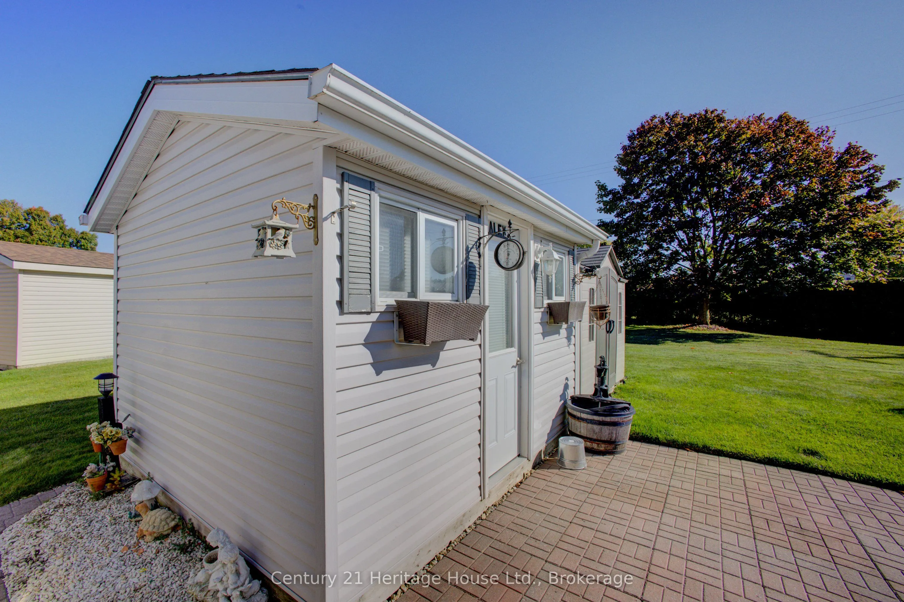 56-6612 Minto Line 12 Road