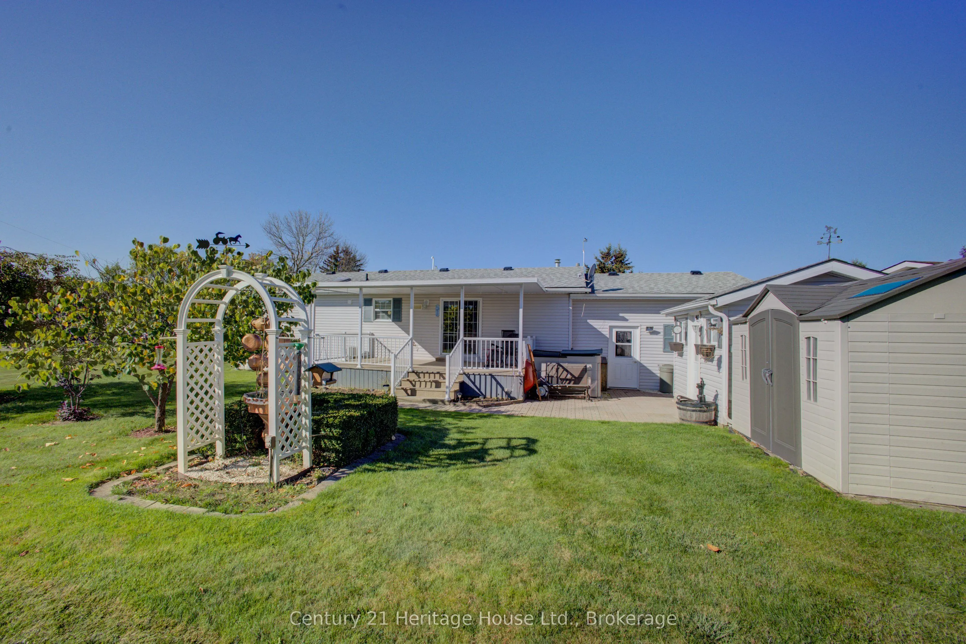 56-6612 Minto Line 12 Road