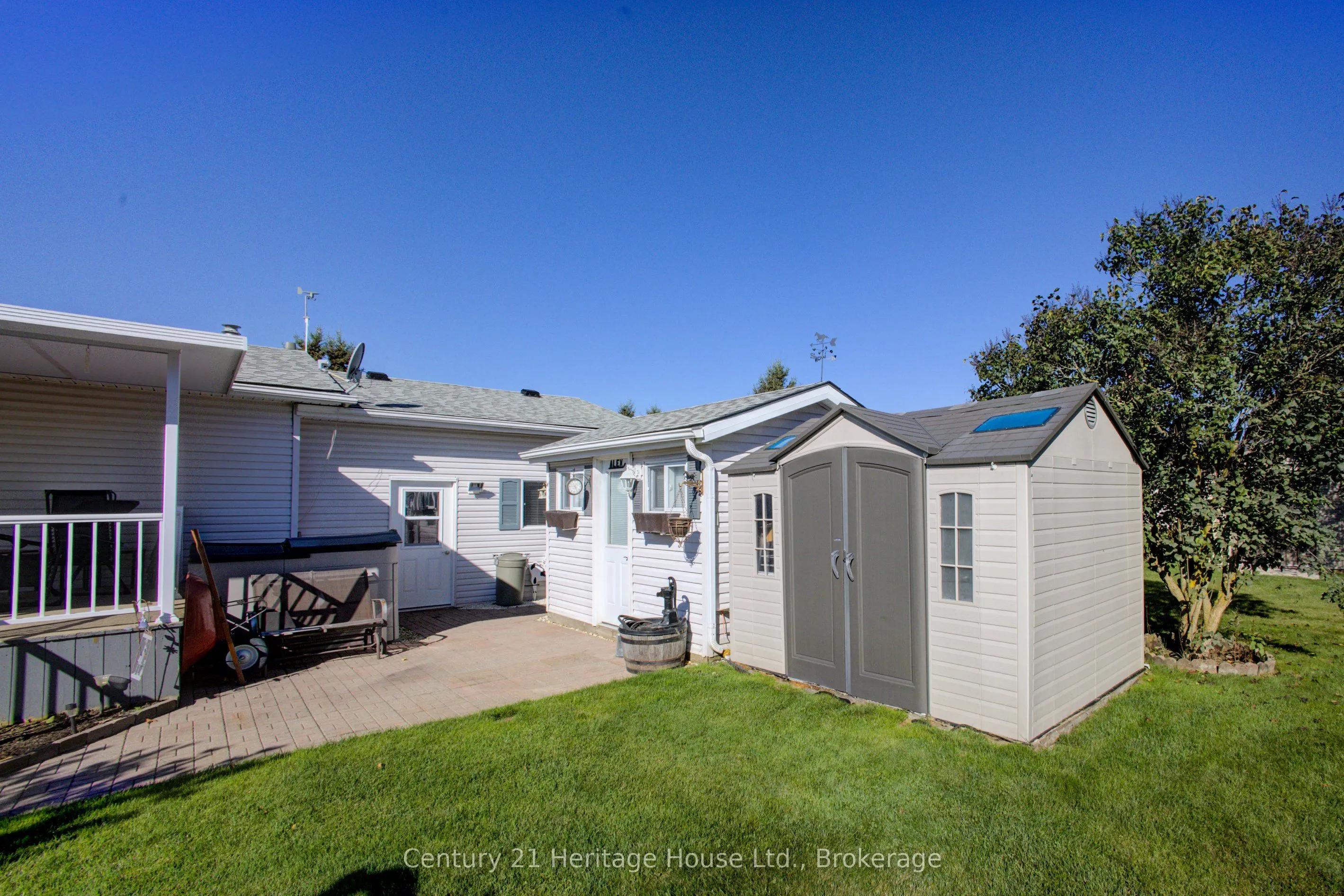 56-6612 Minto Line 12 Road