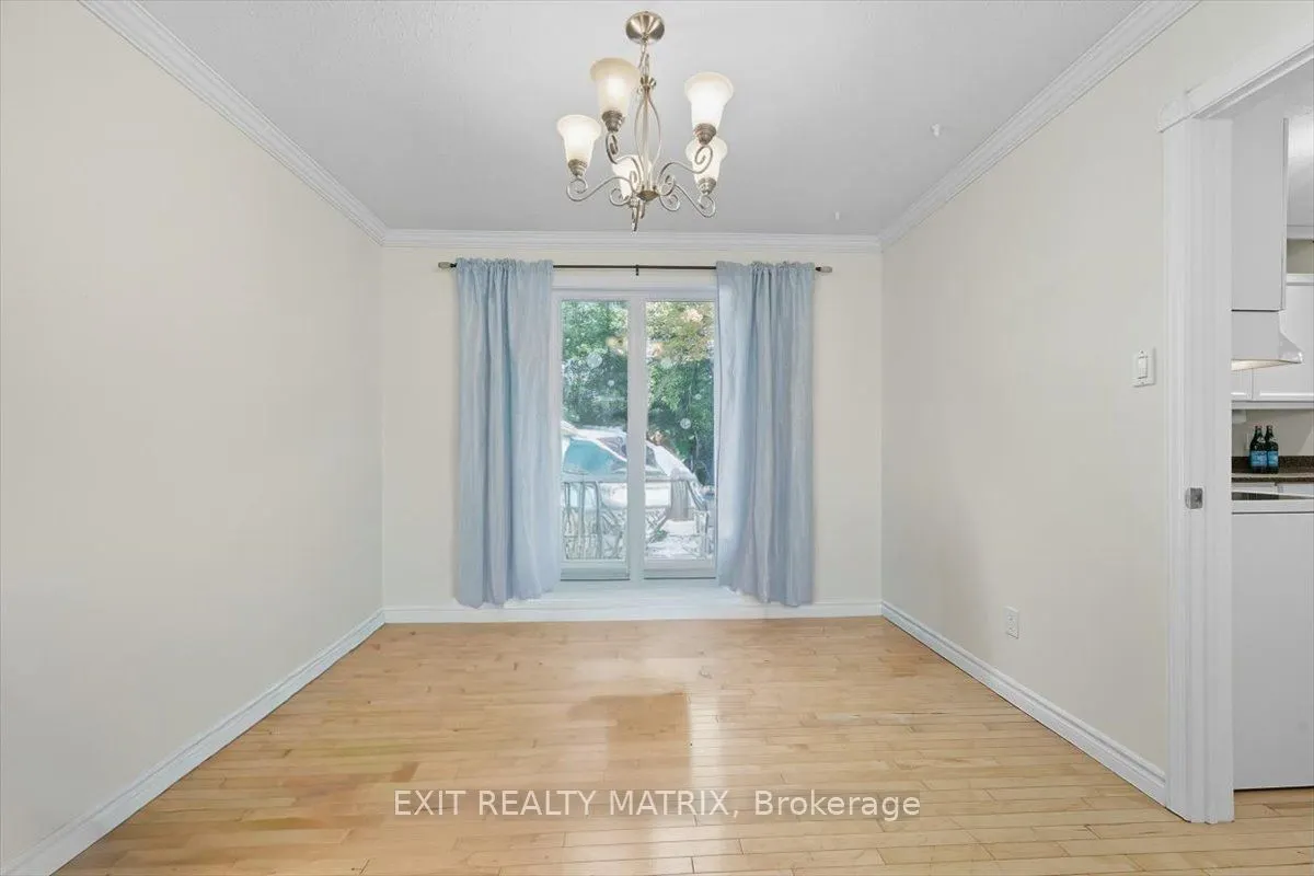 159 DUNLOP Crescent