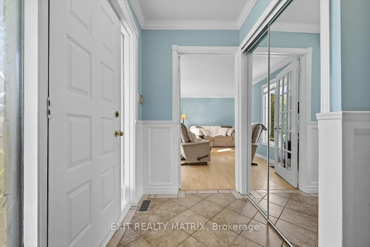 159 DUNLOP Crescent