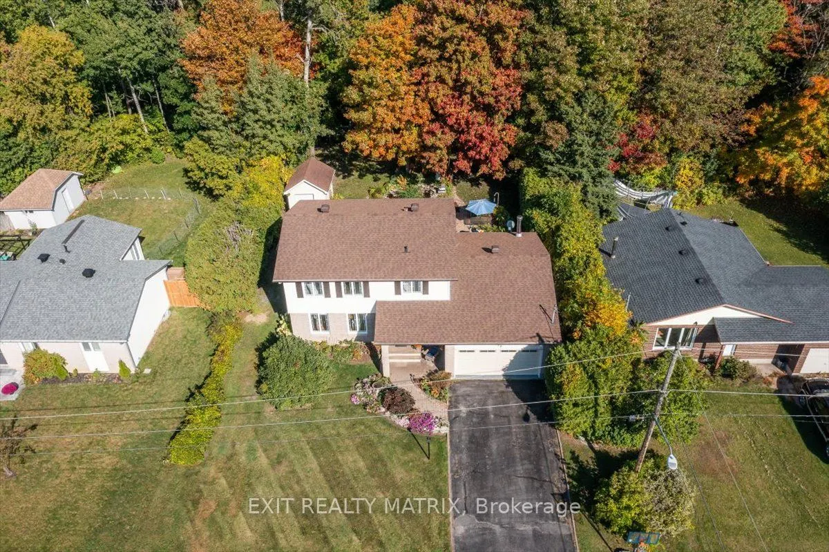 159 DUNLOP Crescent