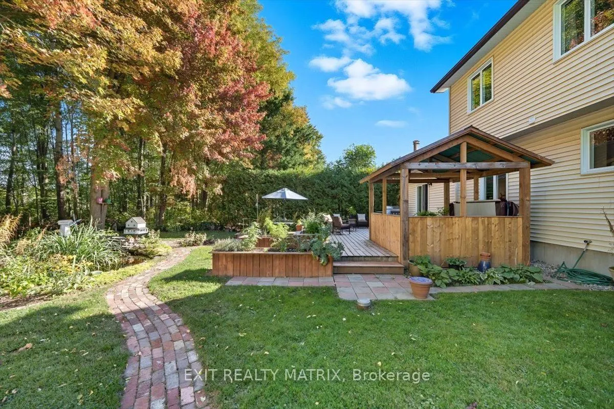 159 DUNLOP Crescent