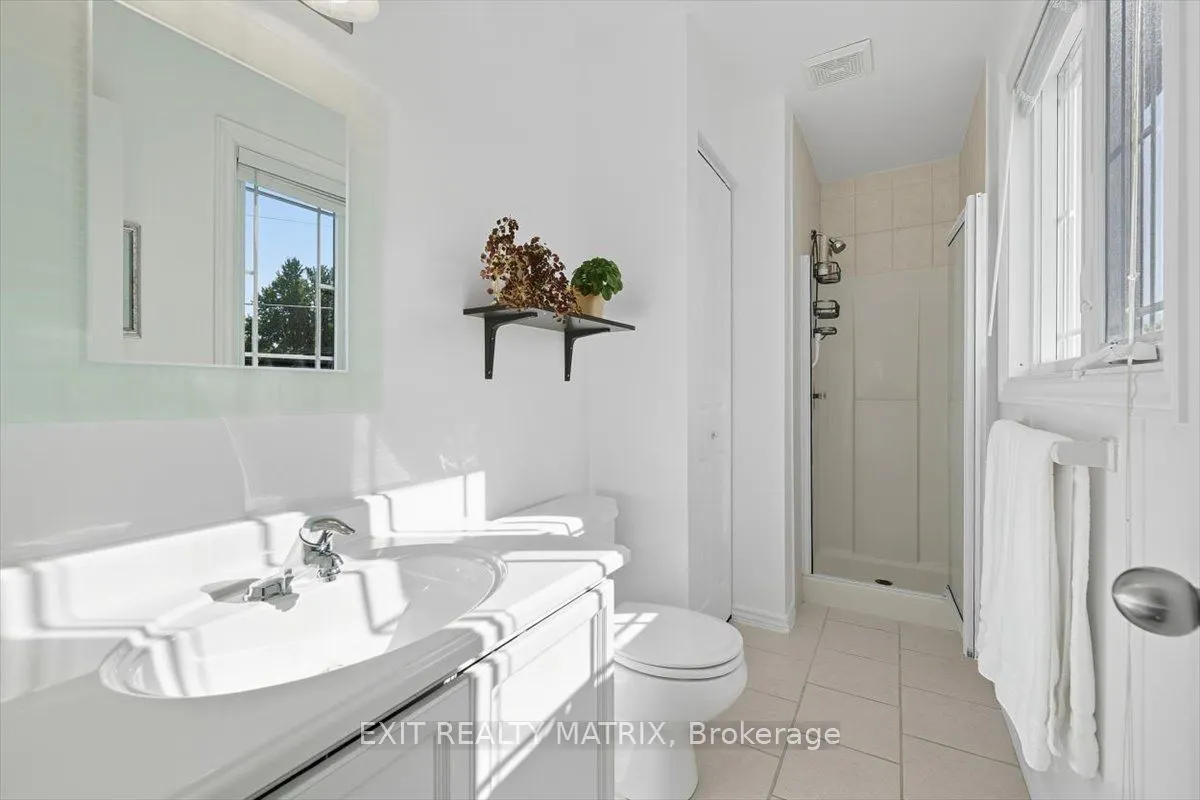 159 DUNLOP Crescent