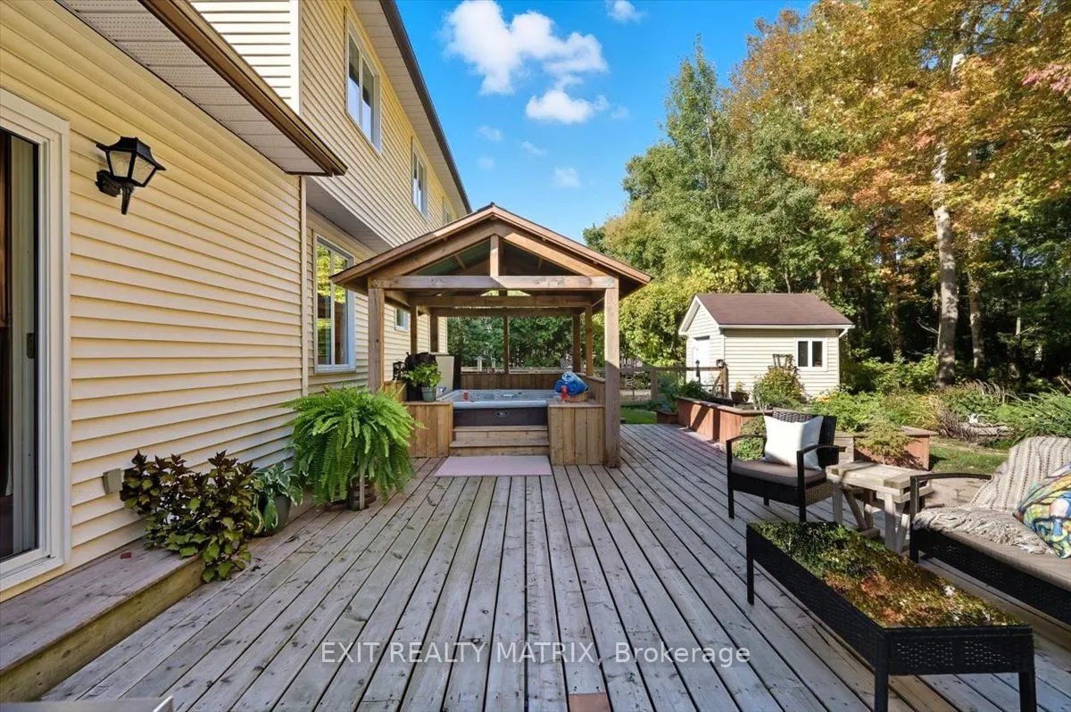 159 DUNLOP Crescent