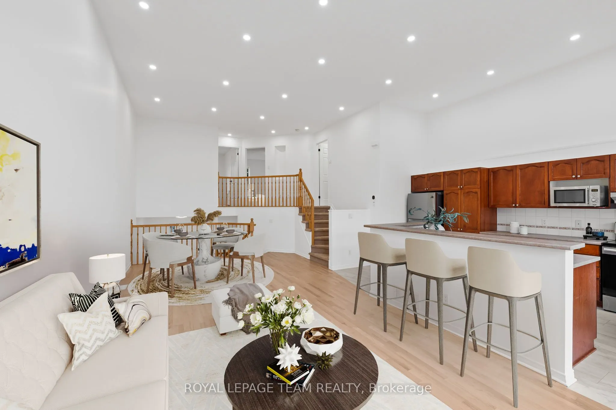 137 Macassa Circle