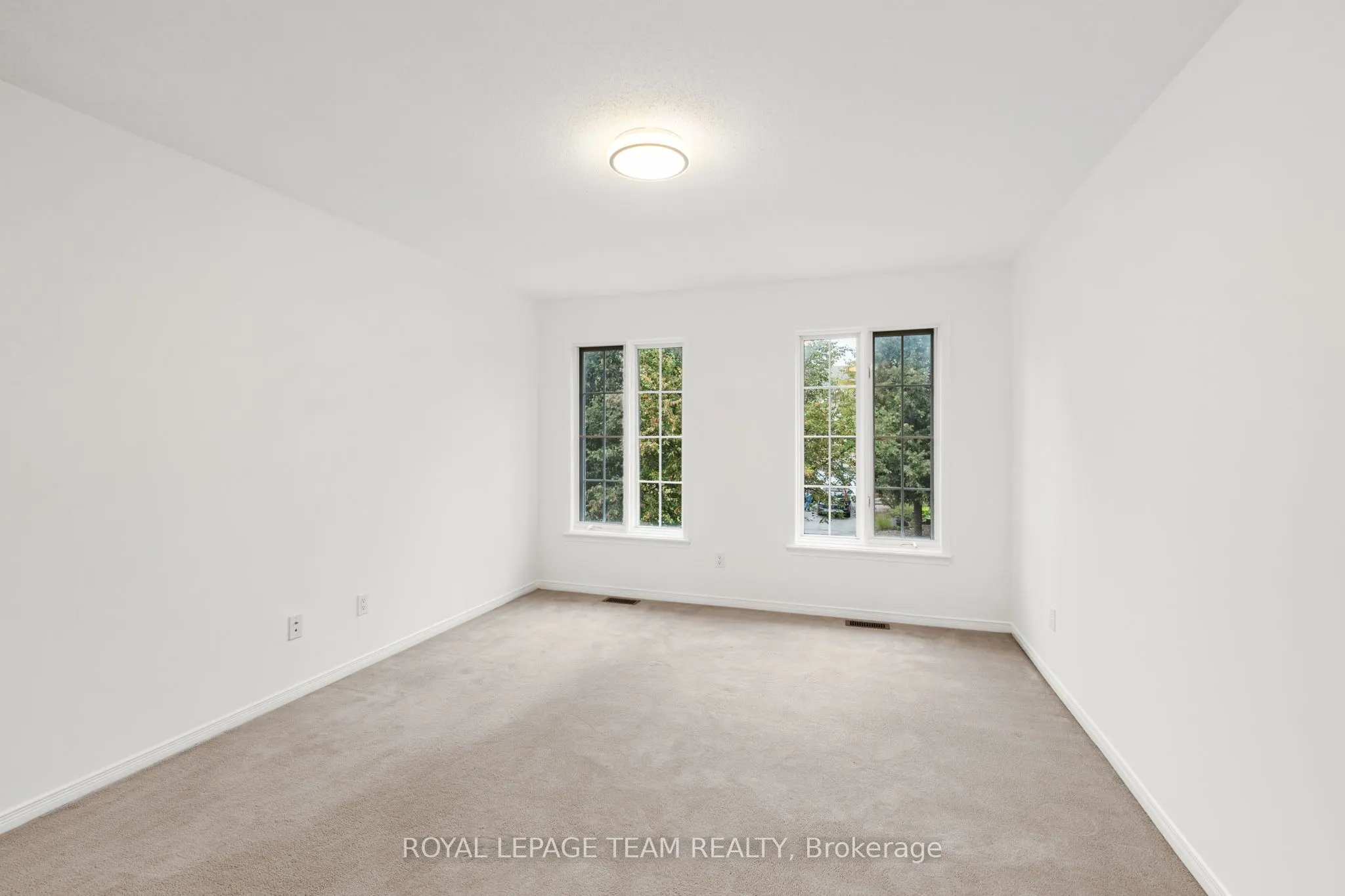 137 Macassa Circle