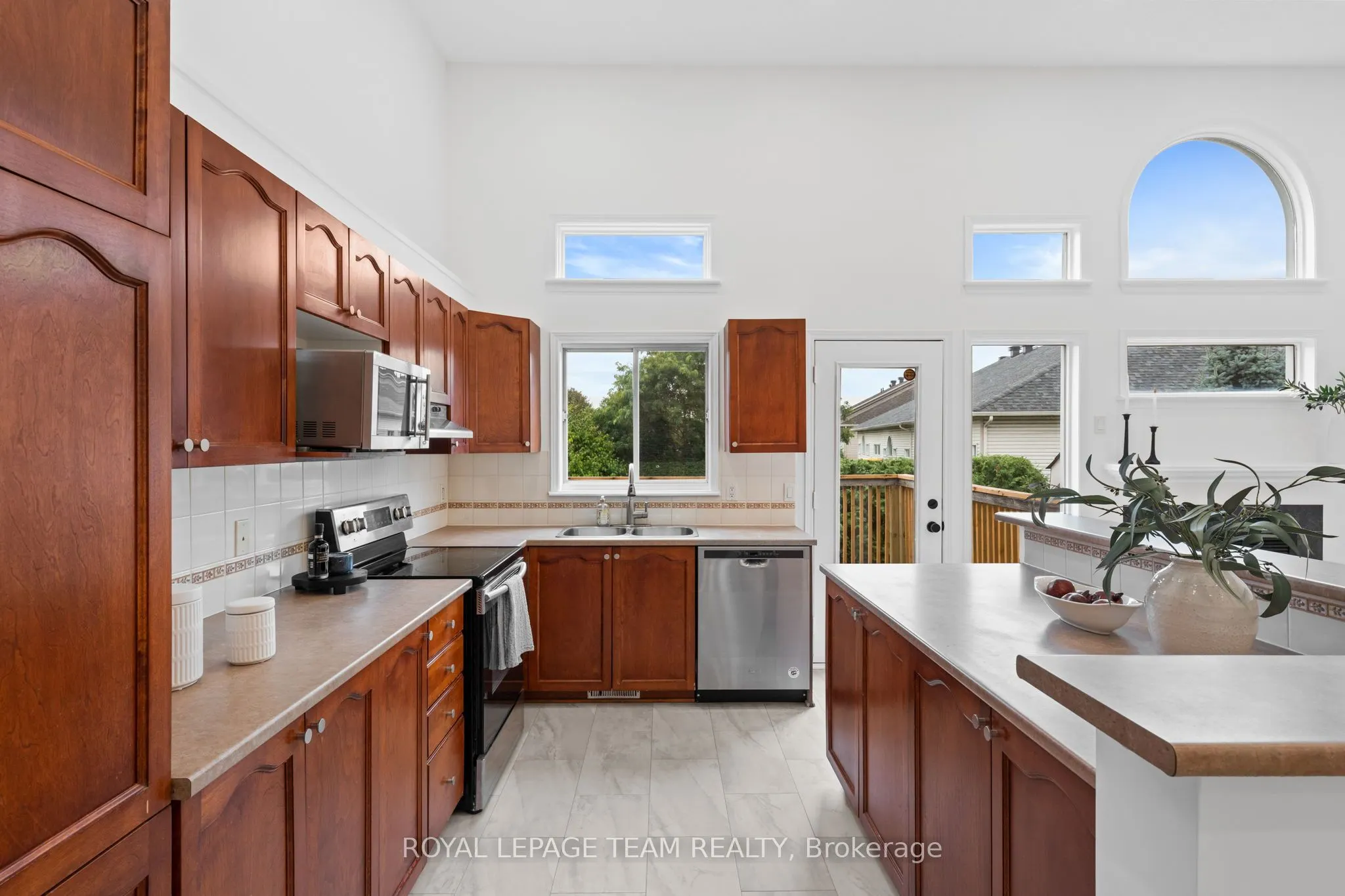 137 Macassa Circle