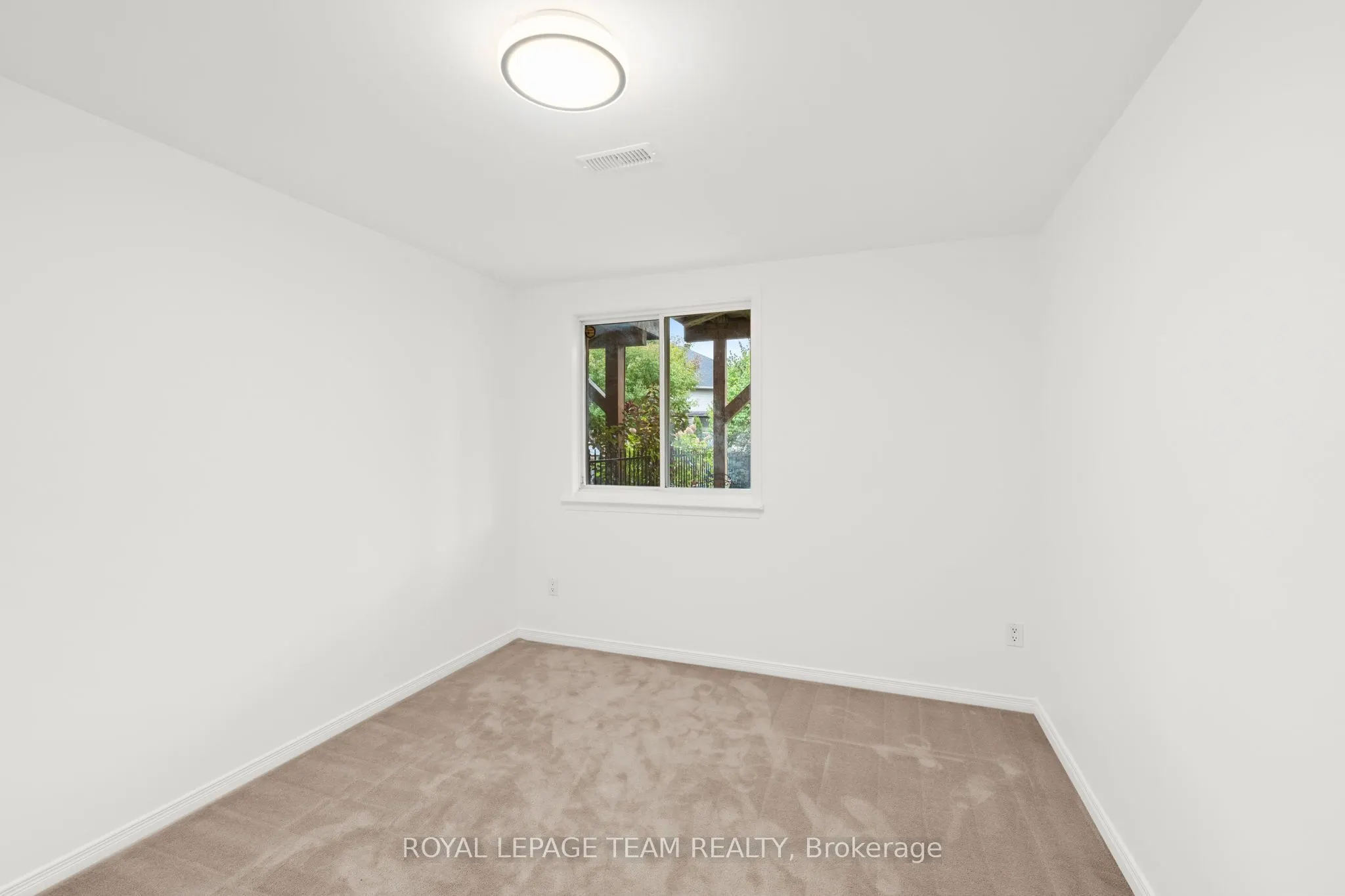 137 Macassa Circle