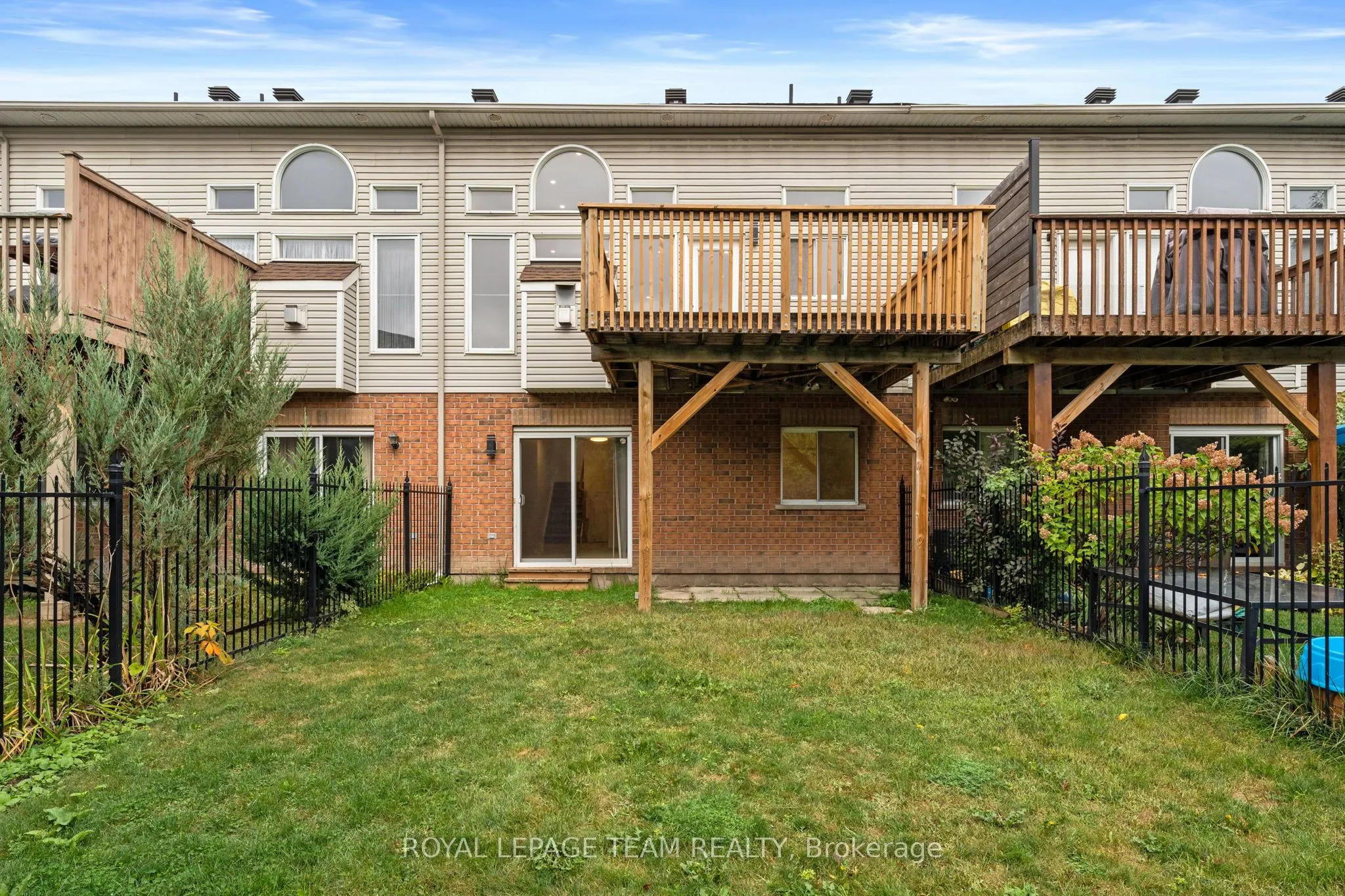 137 Macassa Circle