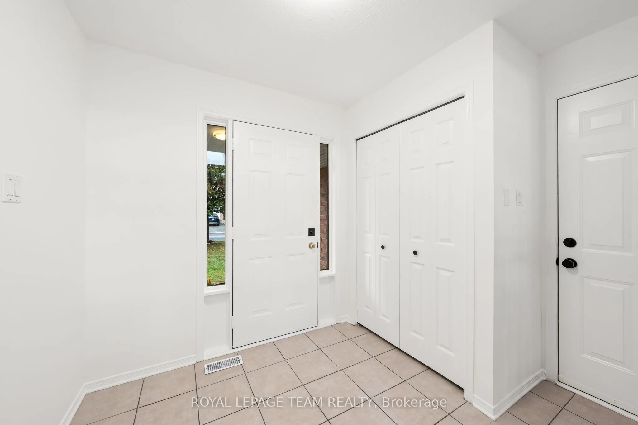 137 Macassa Circle