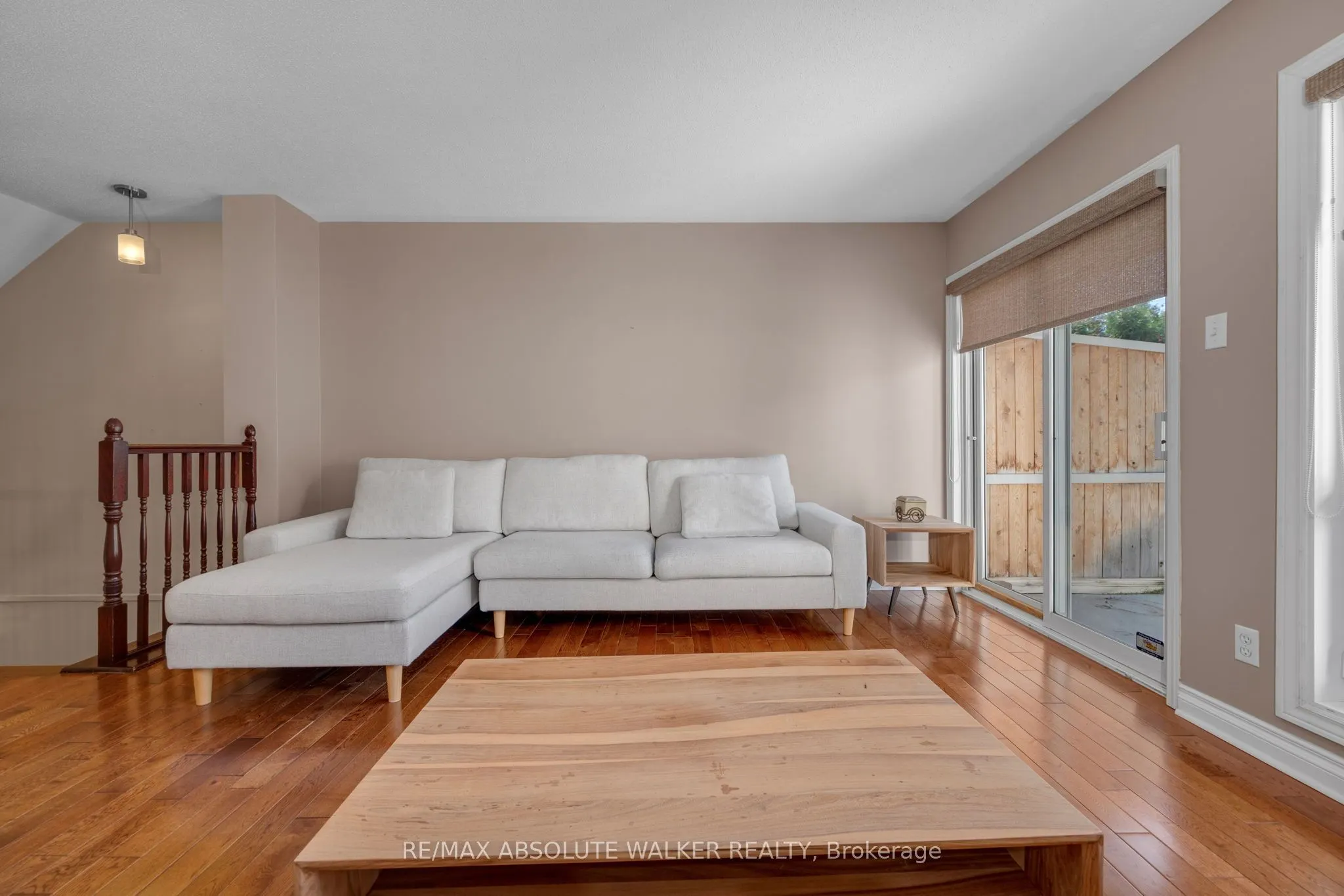 1647 Locksley Lane