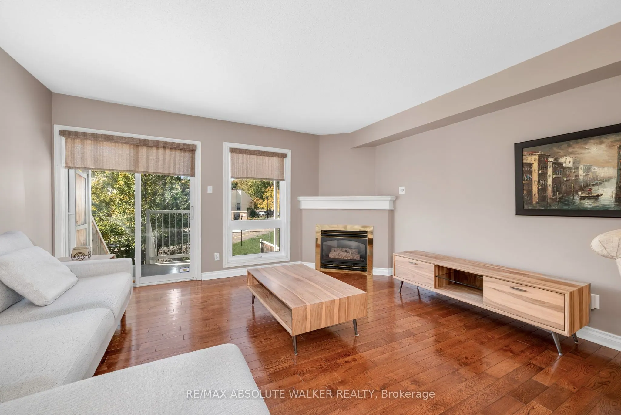 1647 Locksley Lane