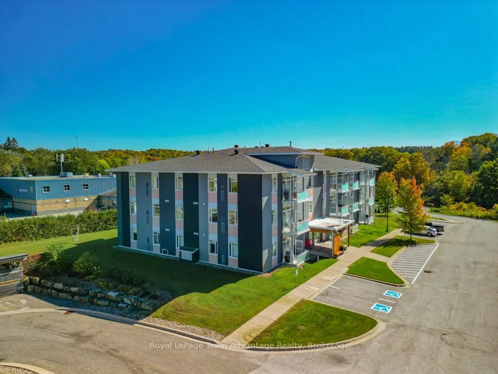 20A Silver Birch Court, #203
