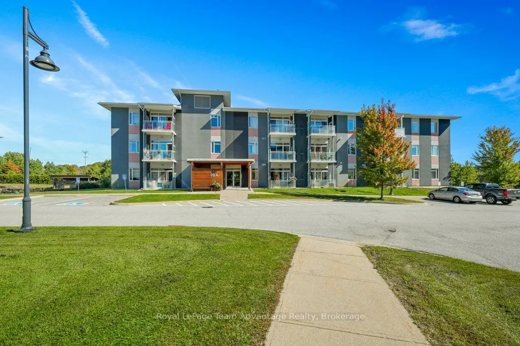 20A Silver Birch Court, #203