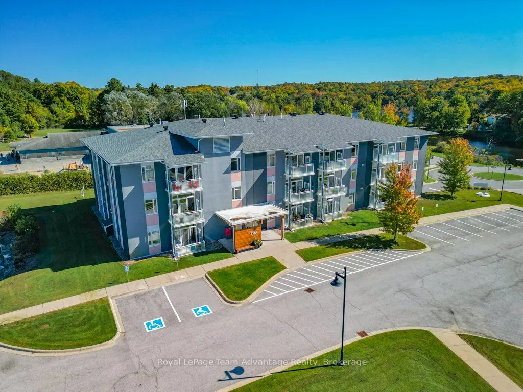 20A Silver Birch Court, #203