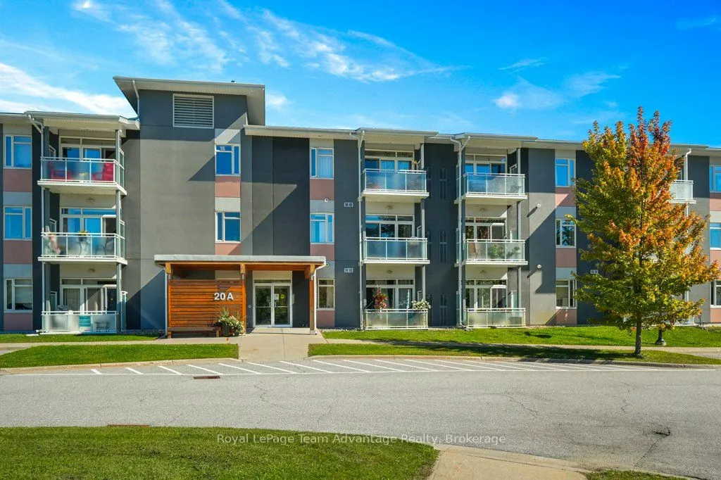20A Silver Birch Court, #203