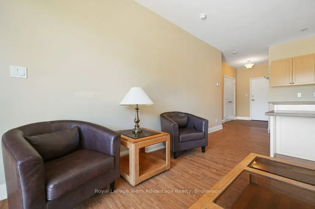 20A Silver Birch Court, #203