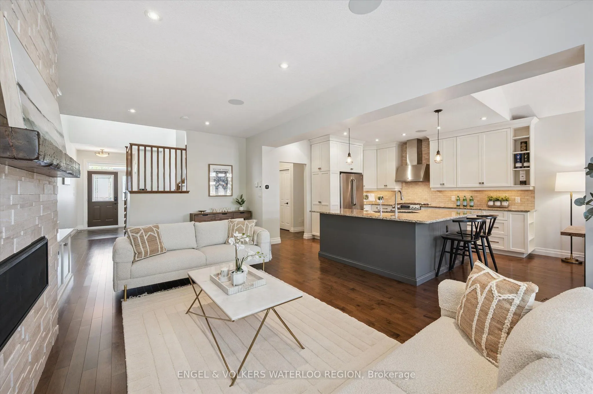 928 Pioneer Grove Court