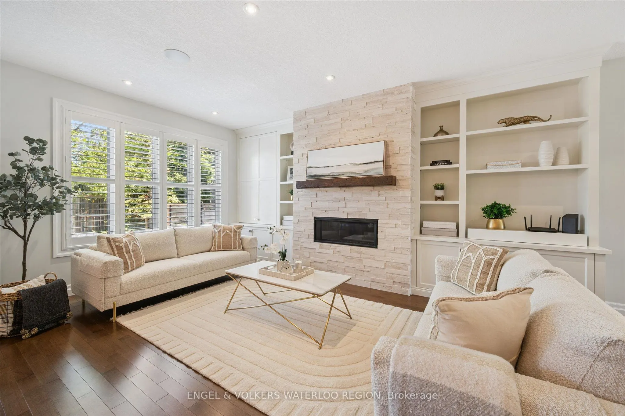 928 Pioneer Grove Court