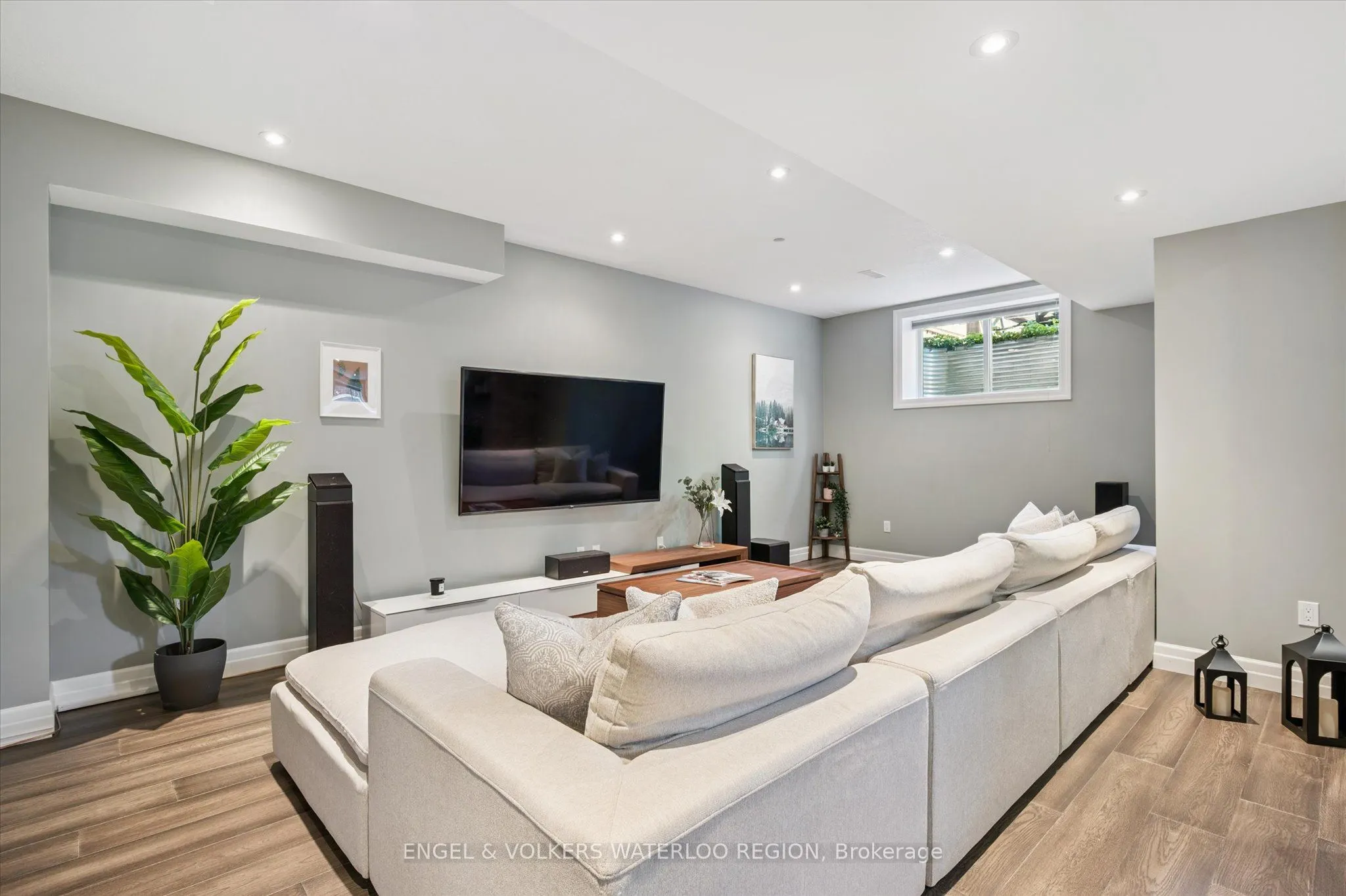 928 Pioneer Grove Court
