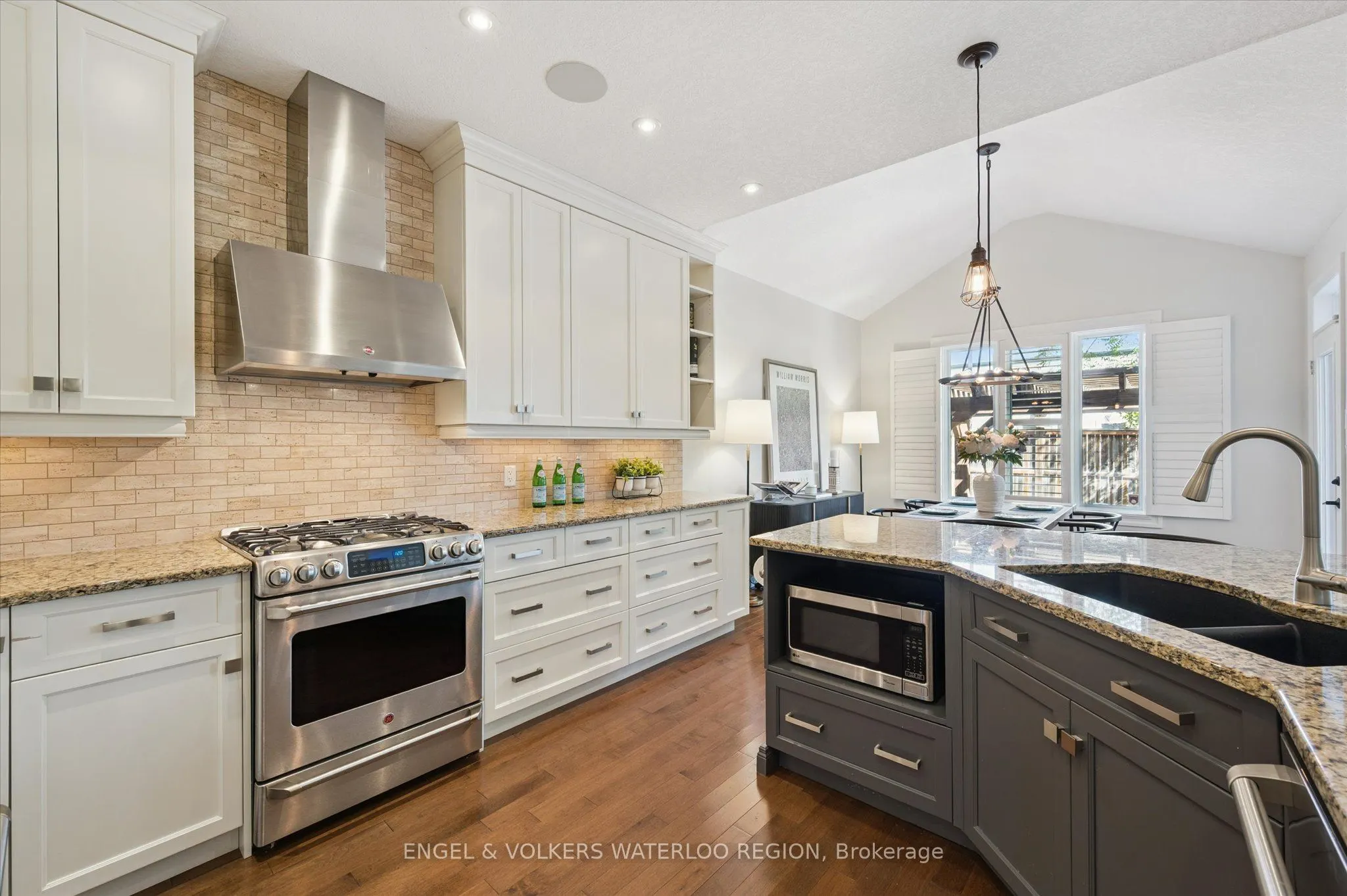 928 Pioneer Grove Court