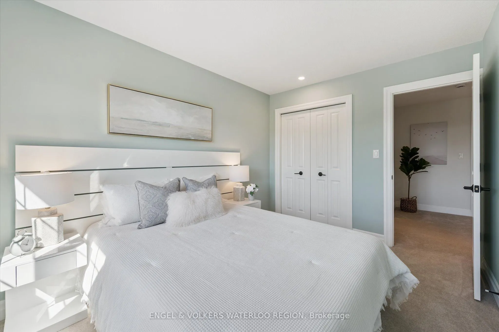 928 Pioneer Grove Court