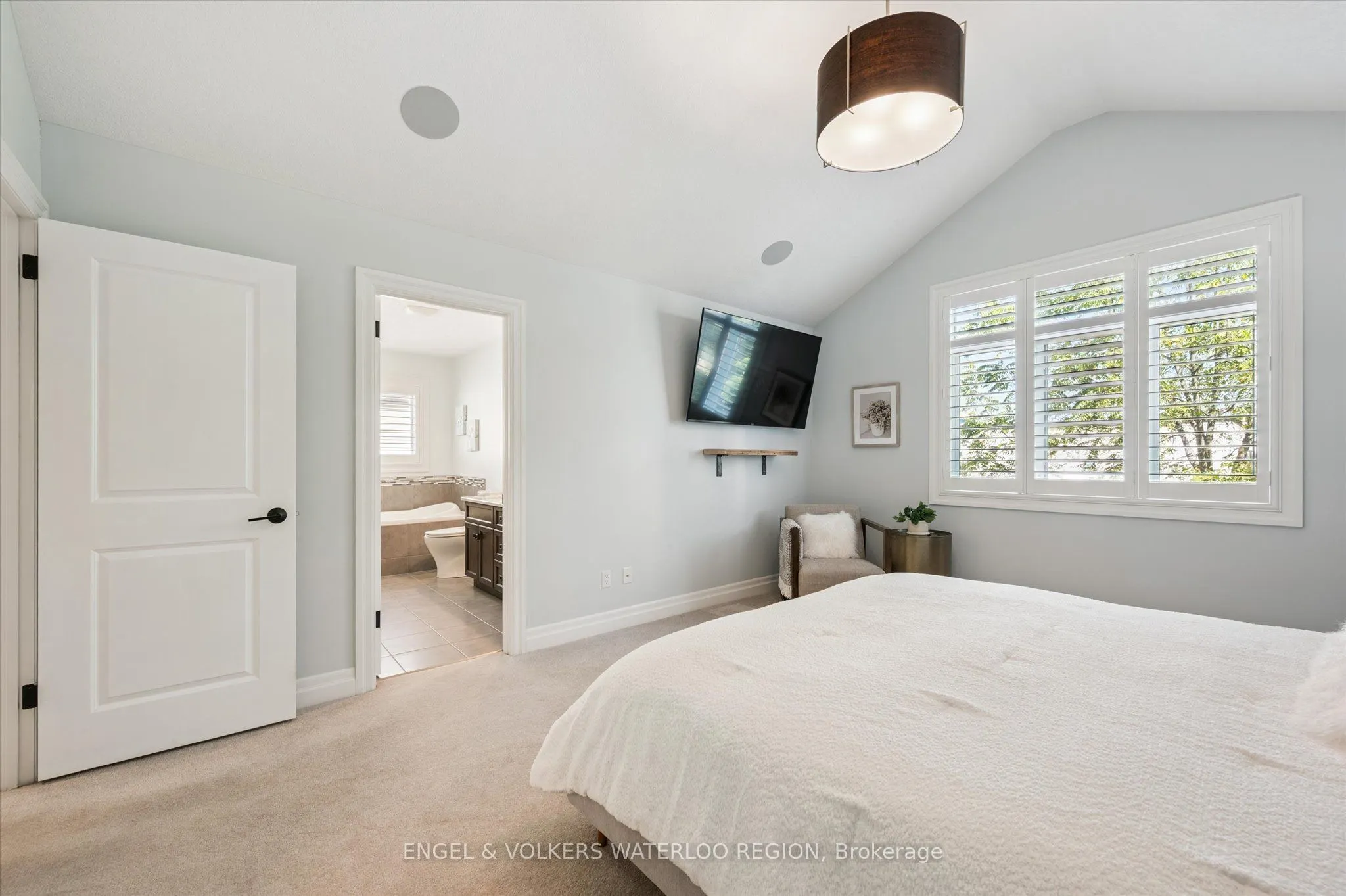 928 Pioneer Grove Court