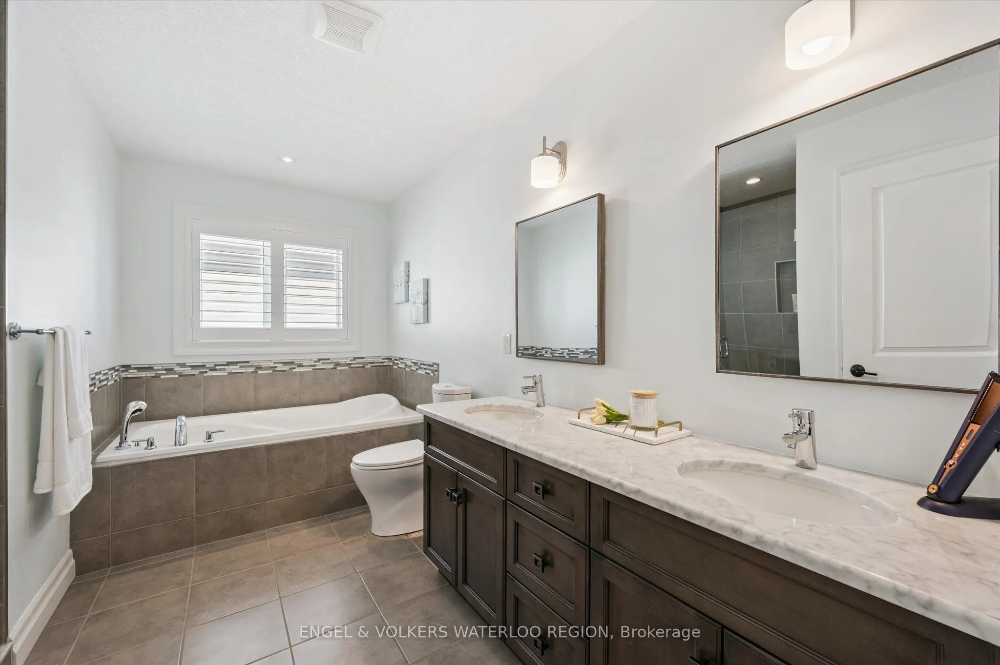 928 Pioneer Grove Court